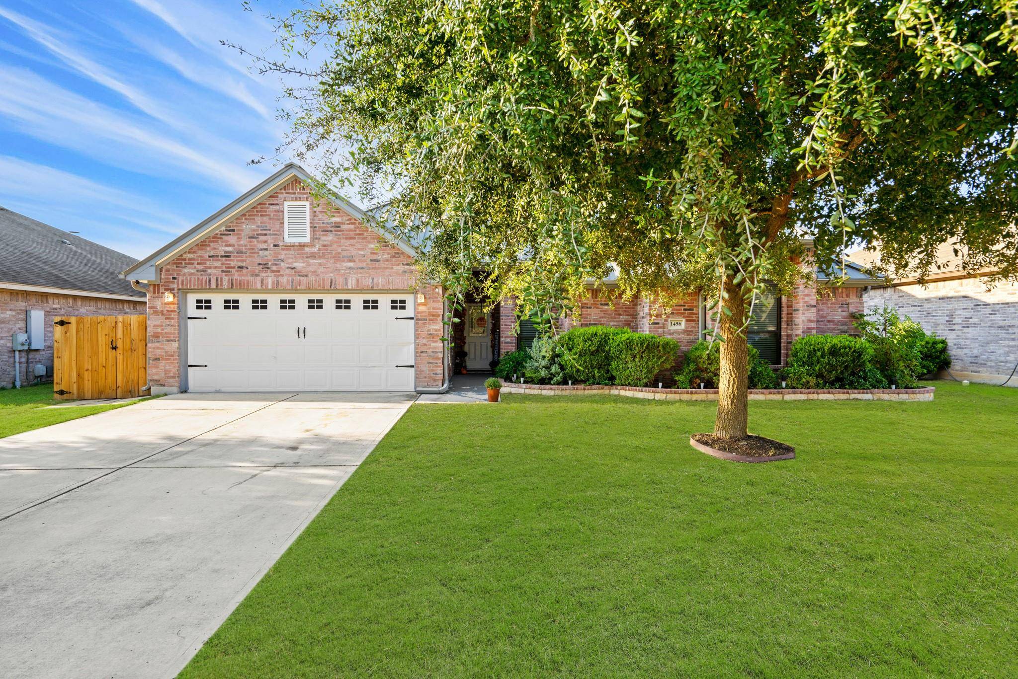 1456 Woodlands DR, Kyle, TX 78640