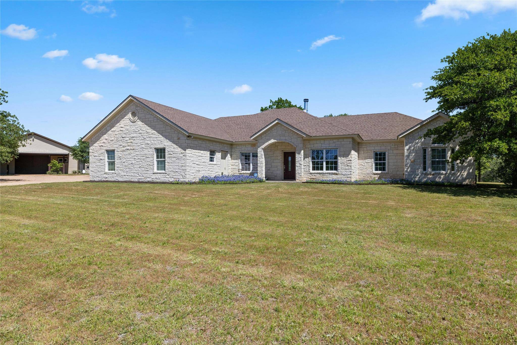 222 Granite BLVD, Marble Falls, TX 78654