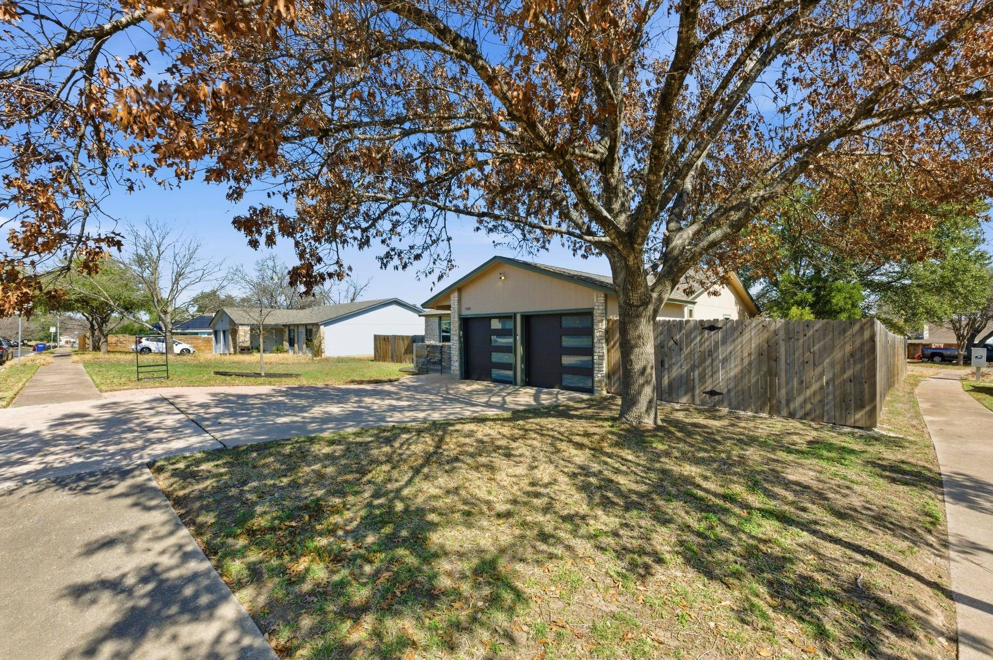 13101 Dauphine ST, Austin, TX 78727