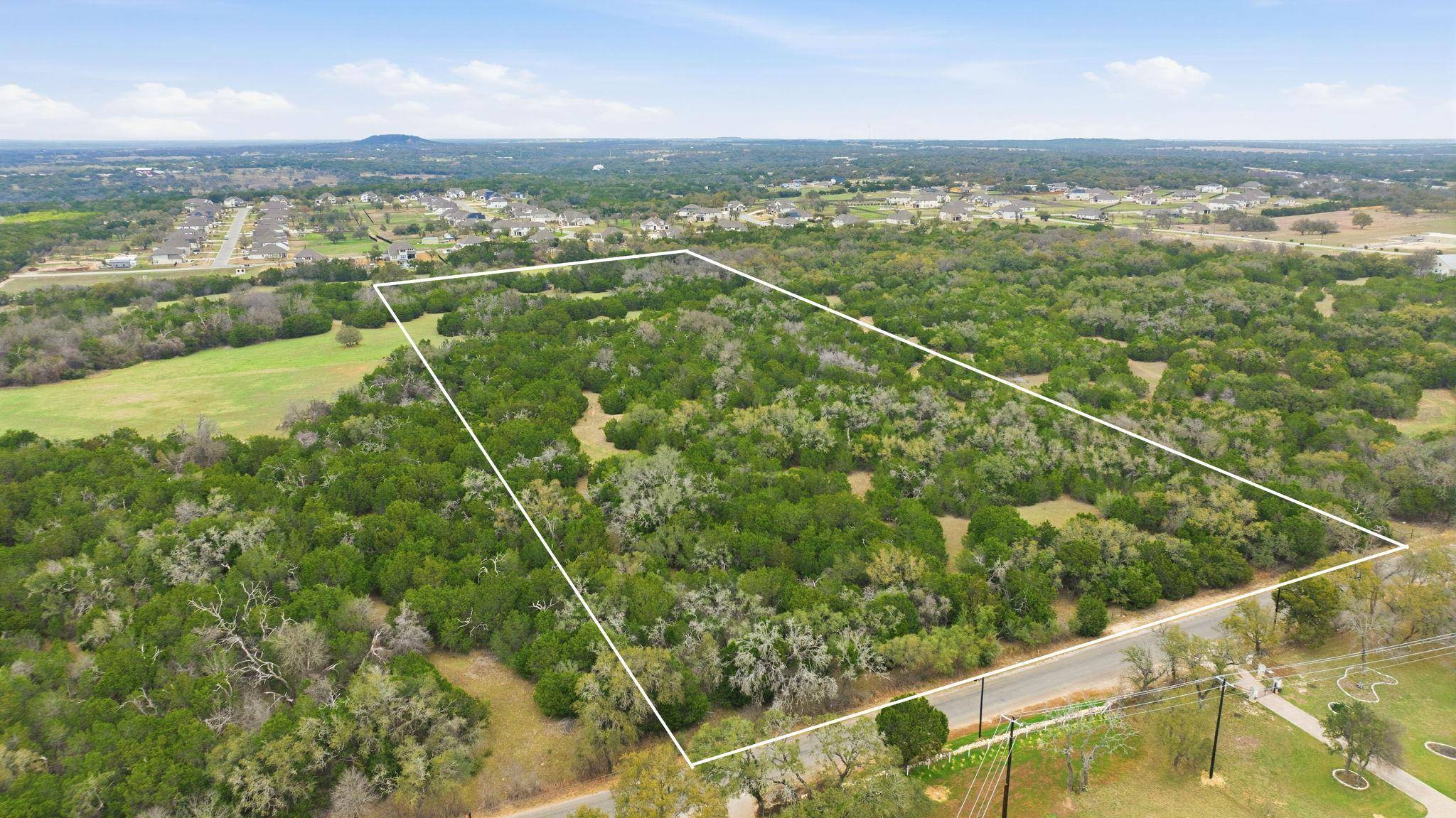 750 County Road 207, Liberty Hill, TX 78642