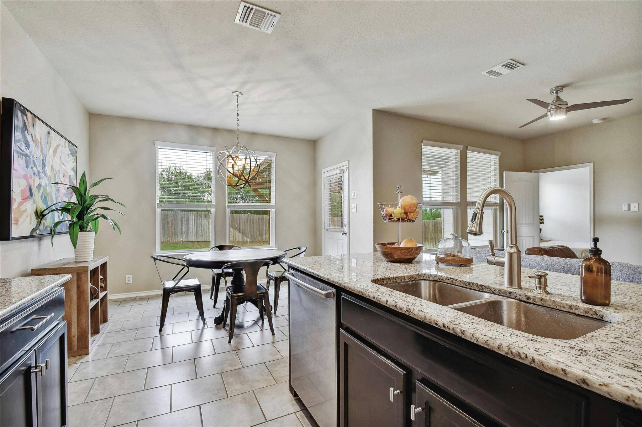 809 Pipe Gate GTWY, Cibolo, TX 78108
