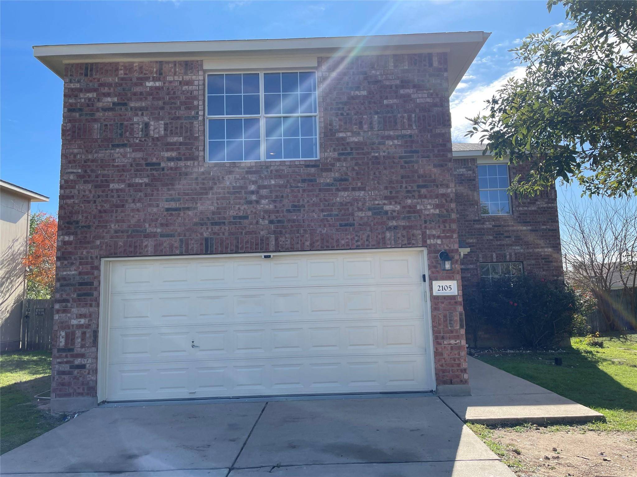 2105 Whistling WAY, Taylor, TX 76574