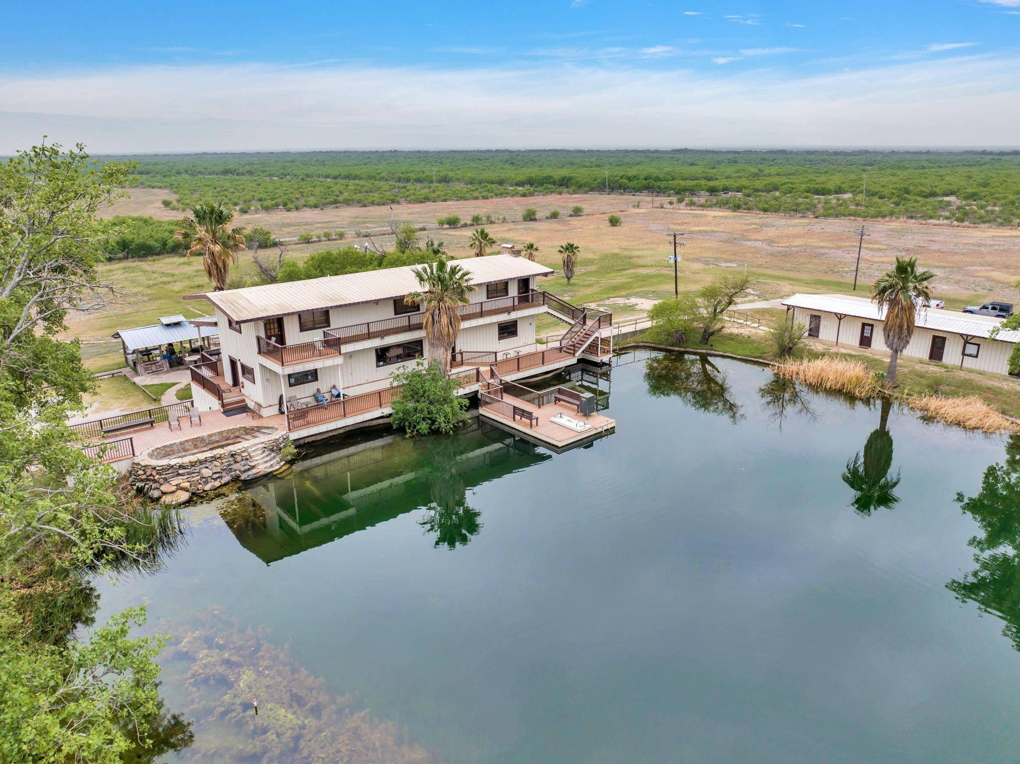 7193 FM 65 HWY, Carrizo Springs, TX 78839