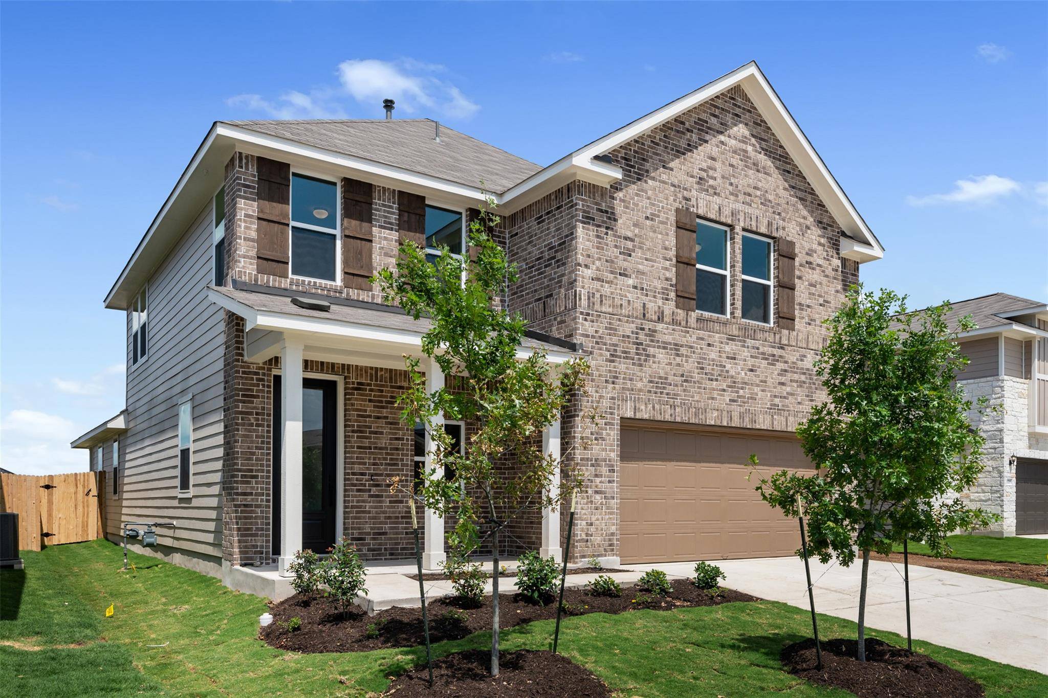 124 Prairie Falls DR, Hutto, TX 78634