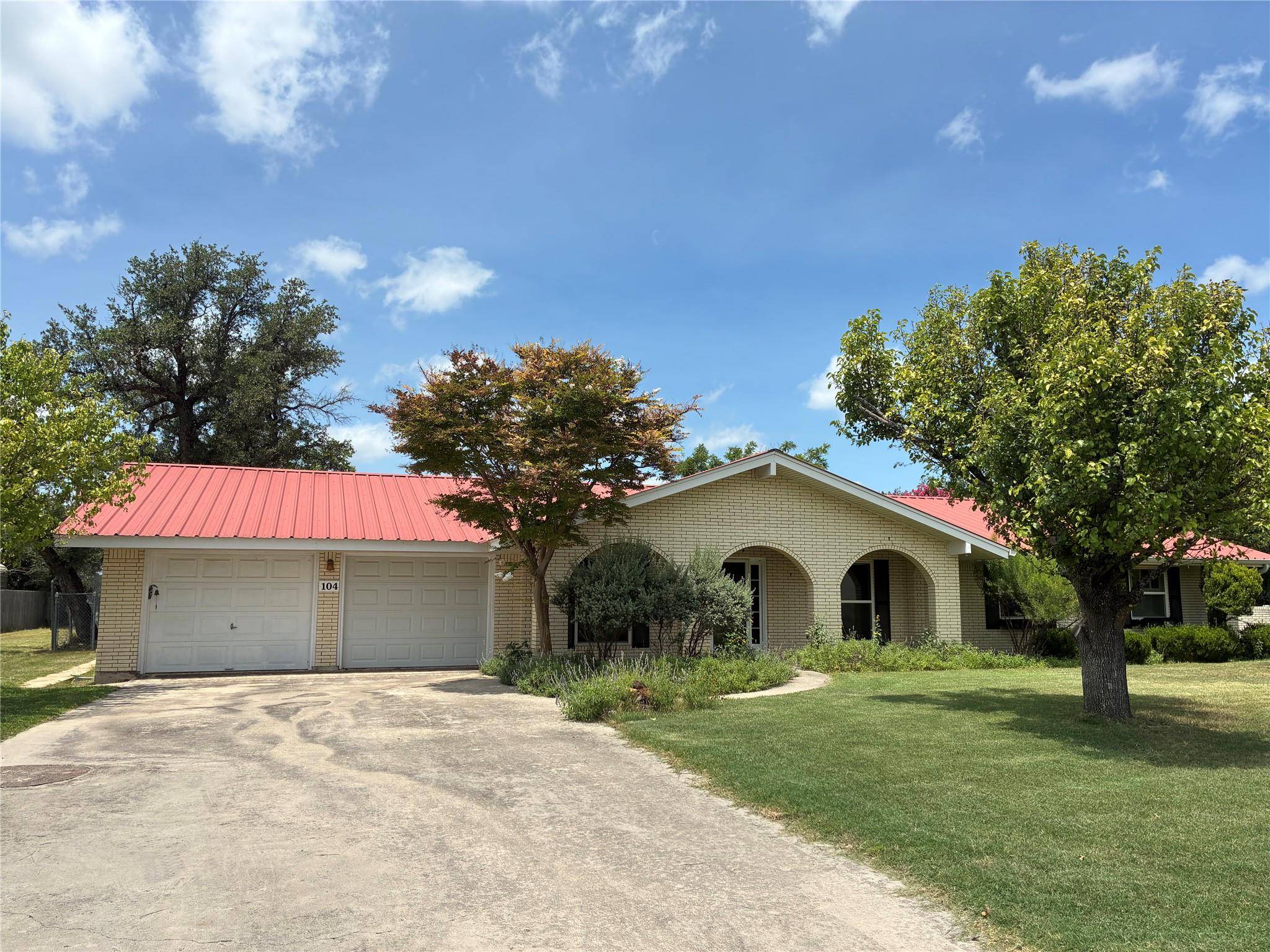 104 Skipcha TRL, Lampasas, TX 76550