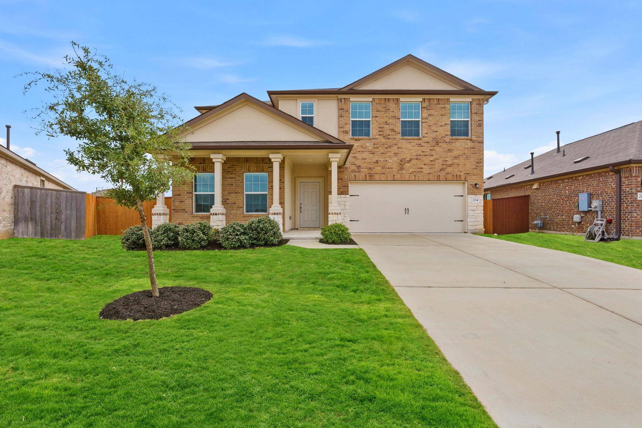 204 Magione ST, Hutto, TX 78634