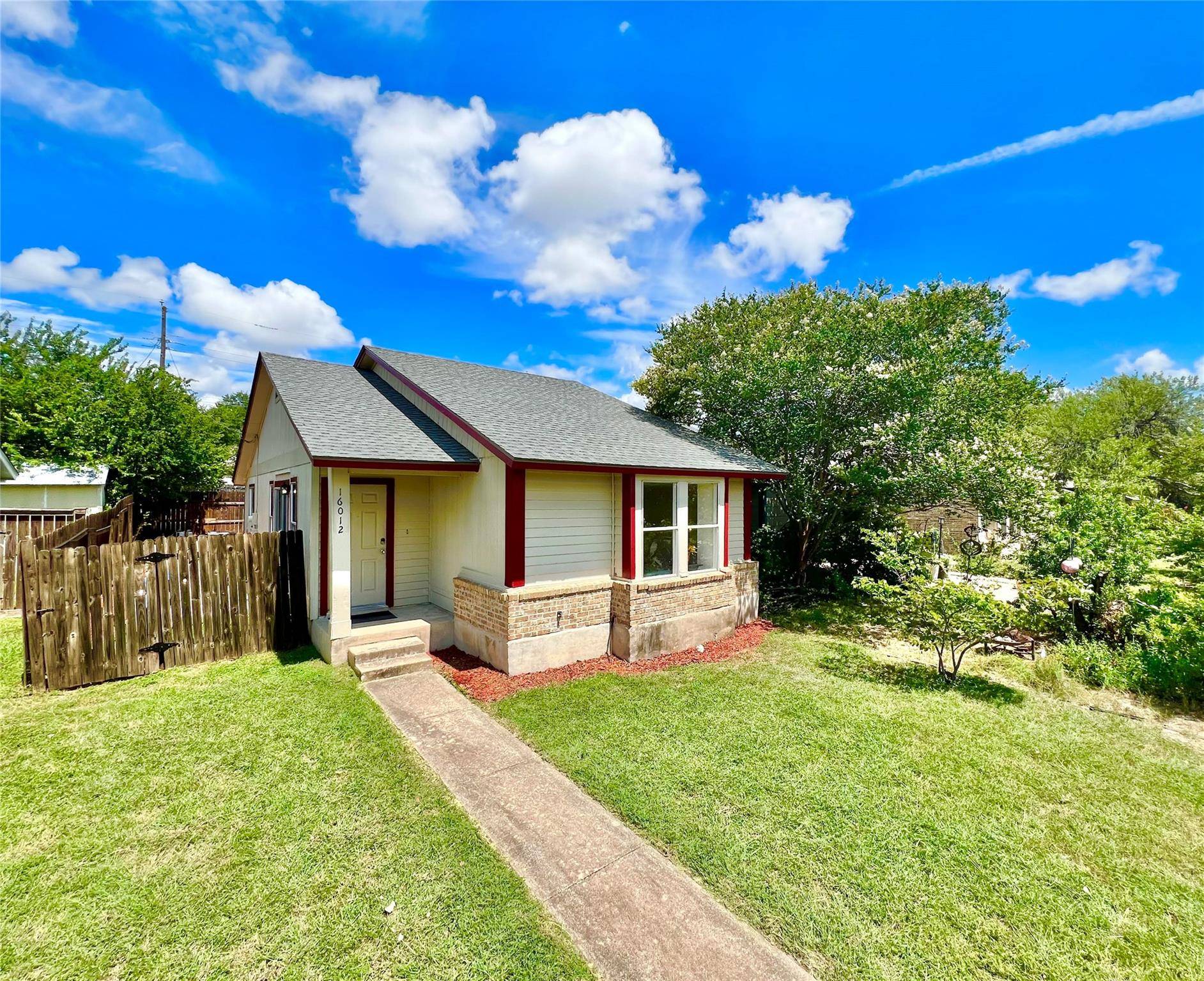 16012 Windermere DR, Pflugerville, TX 78660