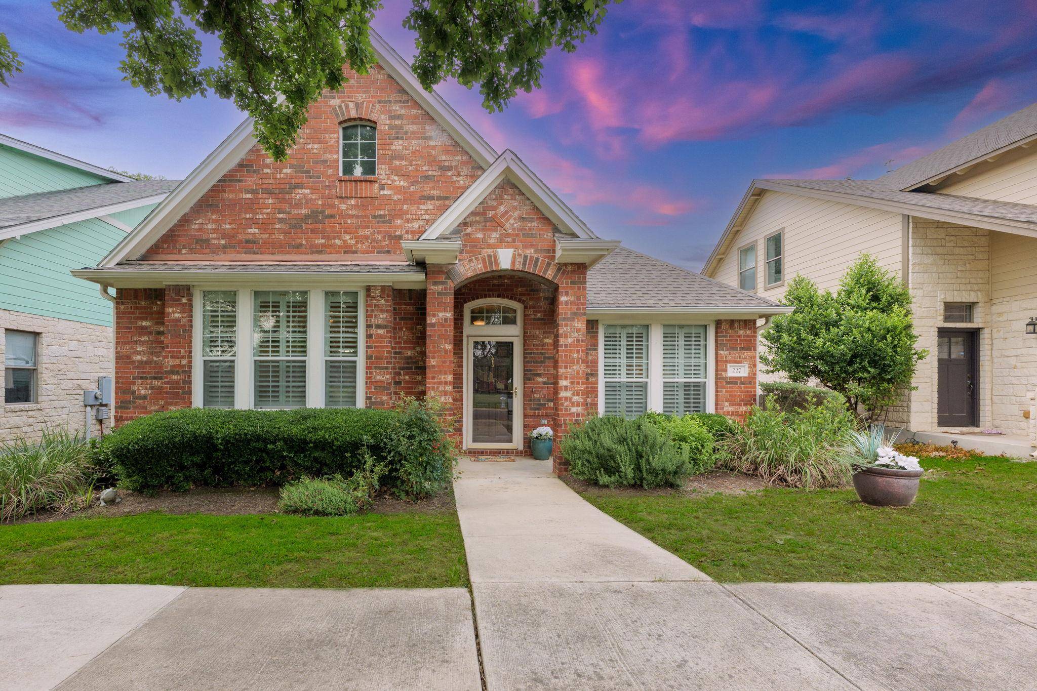 227 Village Park DR, Georgetown, TX 78633