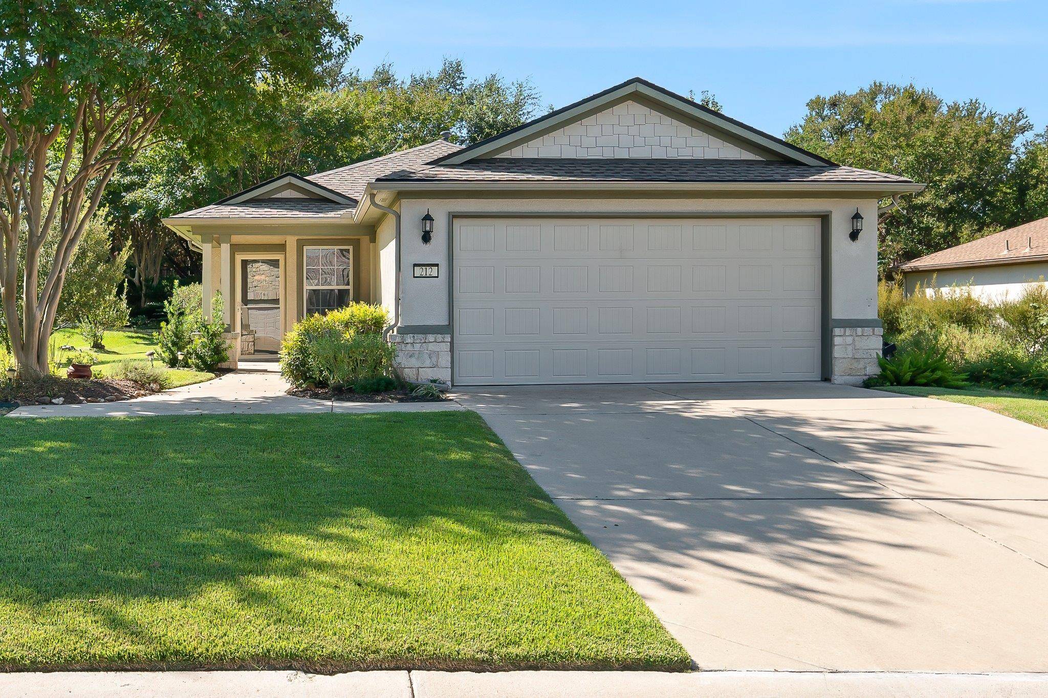212 Hills Of Texas TRL, Georgetown, TX 78633