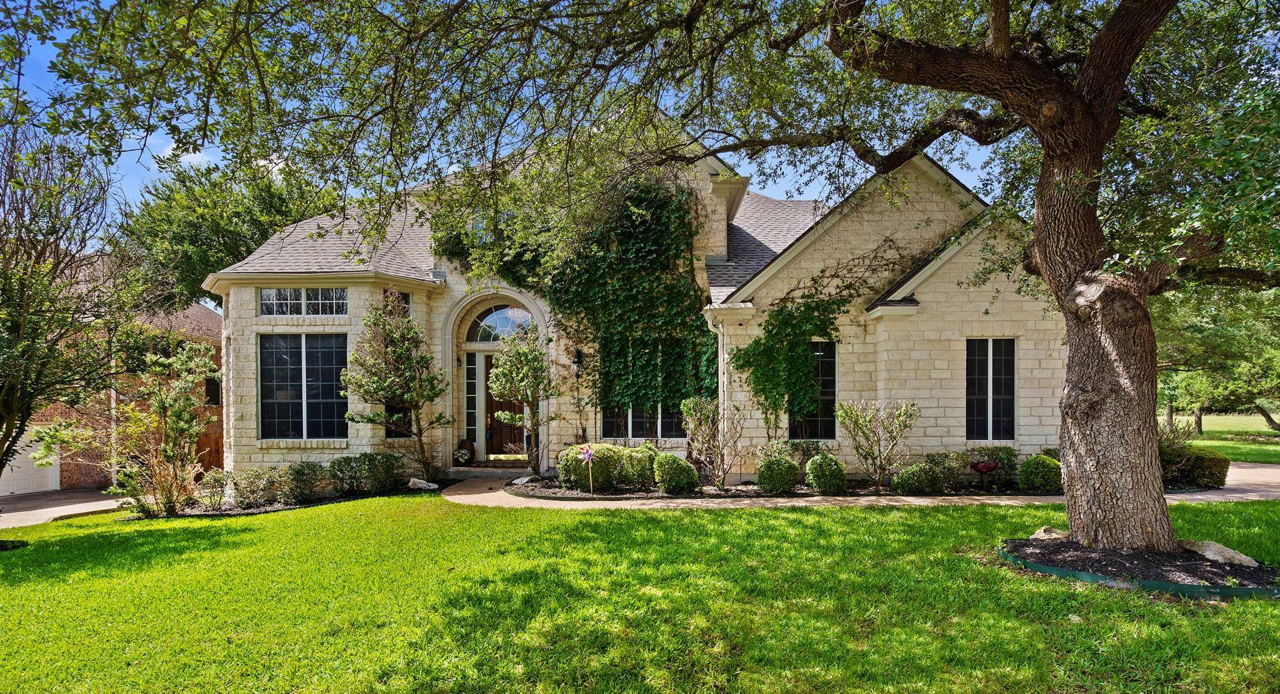445 Champions DR, Georgetown, TX 78628