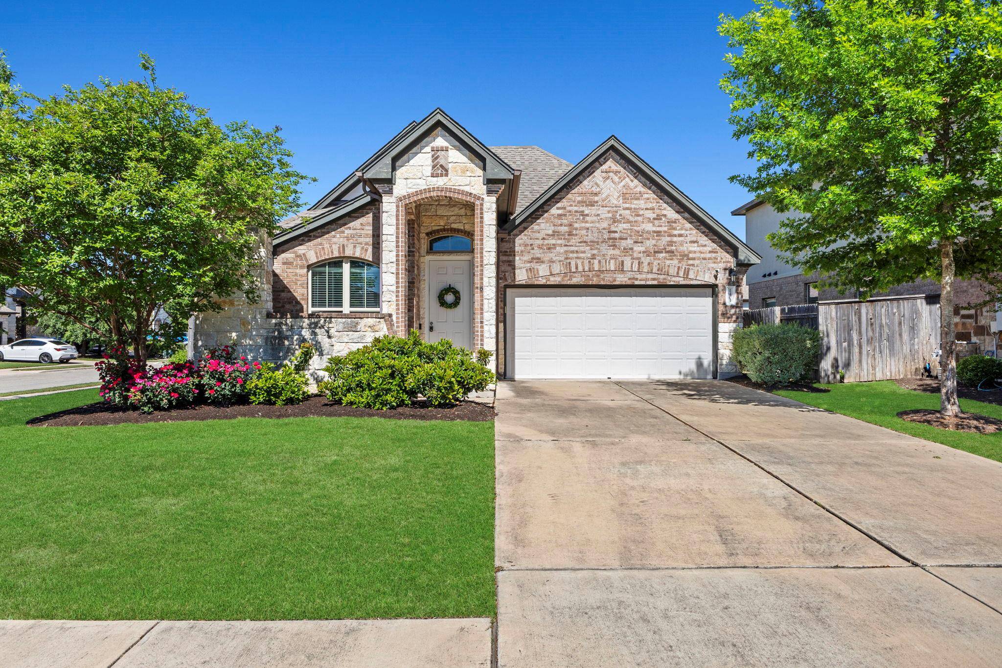 1401 Clearwing CIR, Georgetown, TX 78626