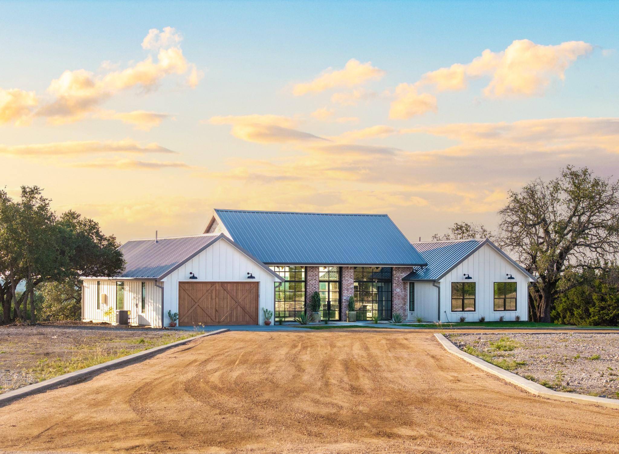 128 Private Road 142, Lampasas, TX 76550