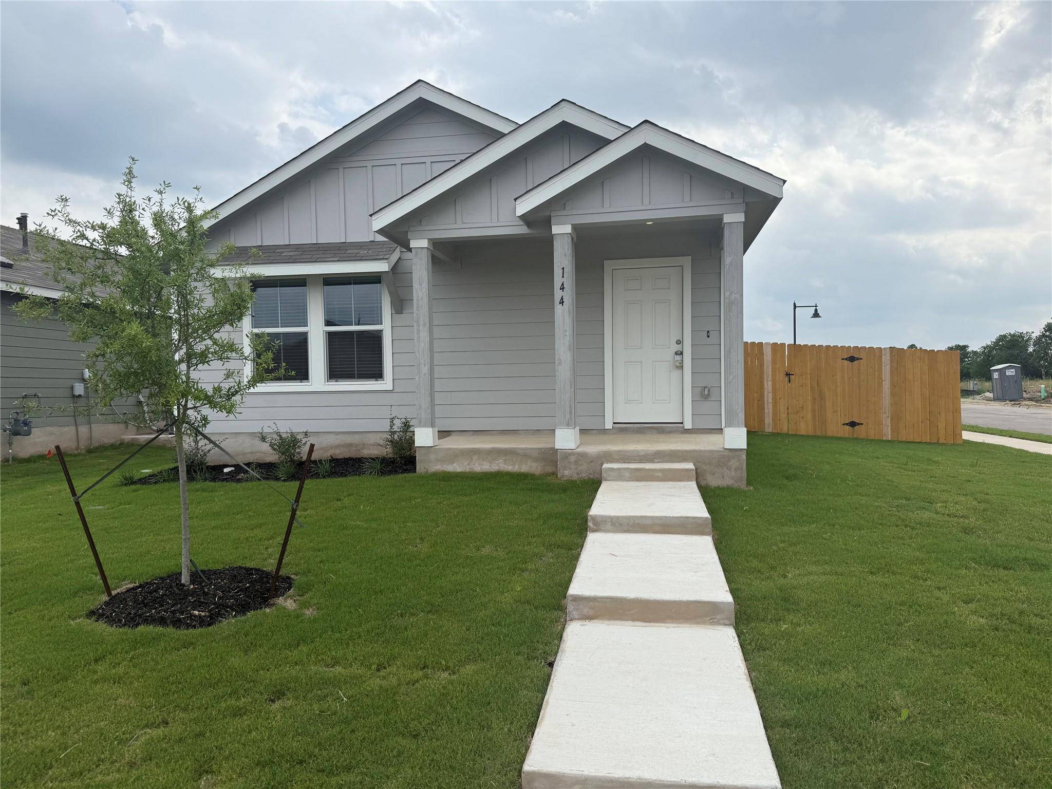 144 Sormonne LOOP, Kyle, TX 78640
