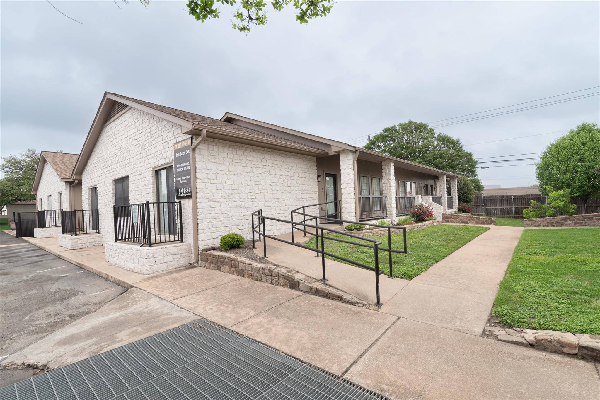 13740 N Highway 183 BLVD #R3, Austin, TX 78750