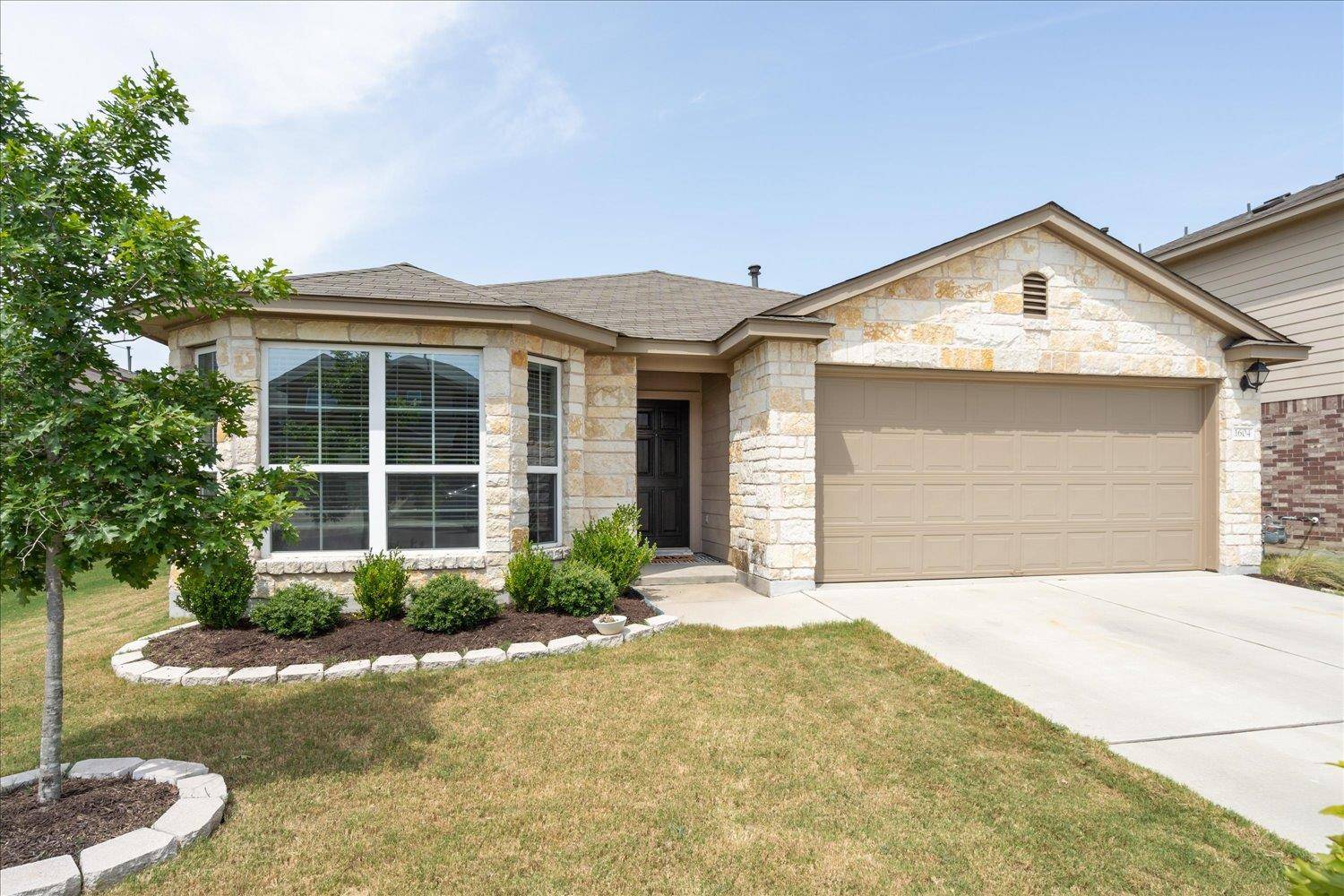 1604 Ascot ST, Georgetown, TX 78626