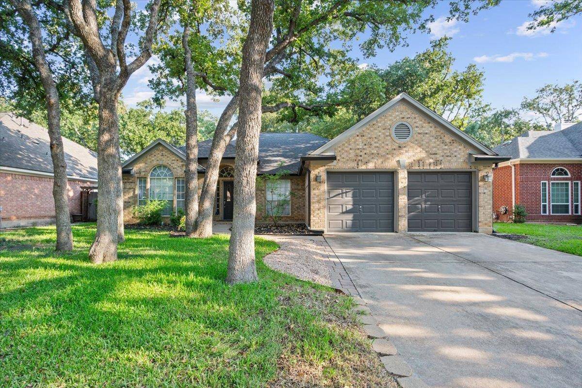 2016 Plantation DR, Round Rock, TX 78681