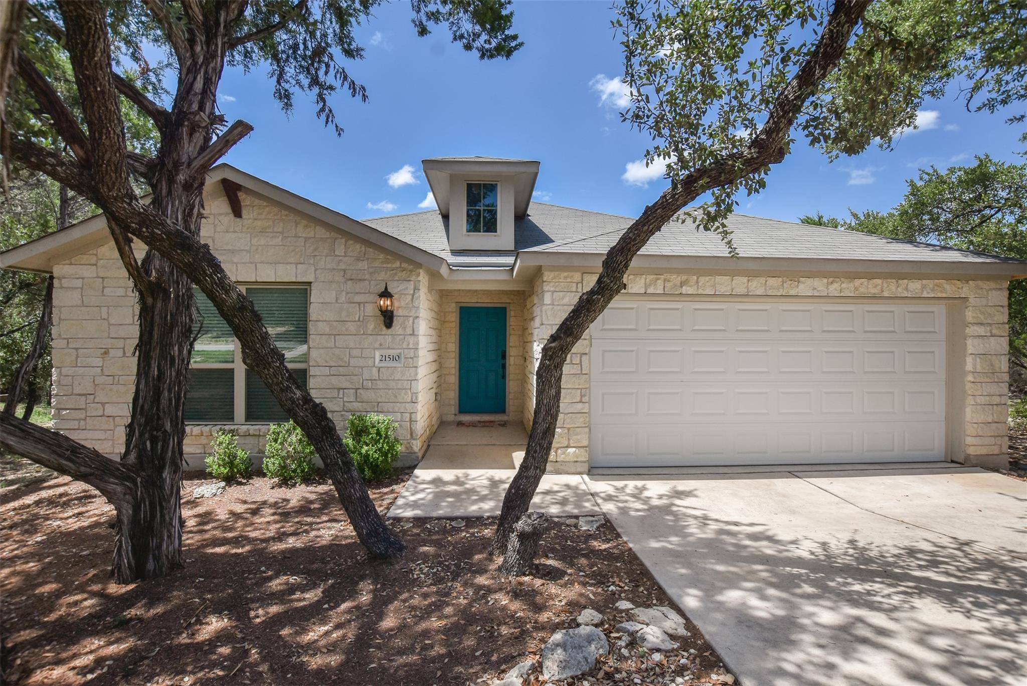 21510 Paine Ave, Lago Vista, TX 78645