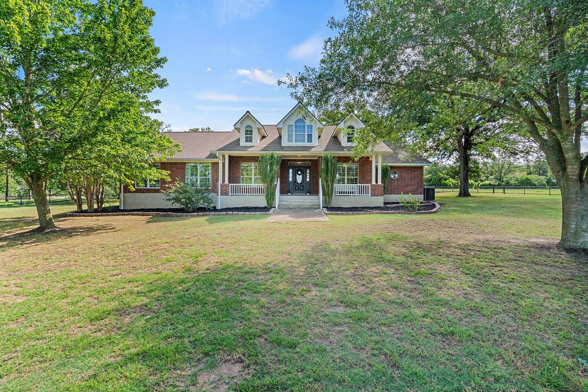 2140 County Road 305, Rockdale, TX 76567