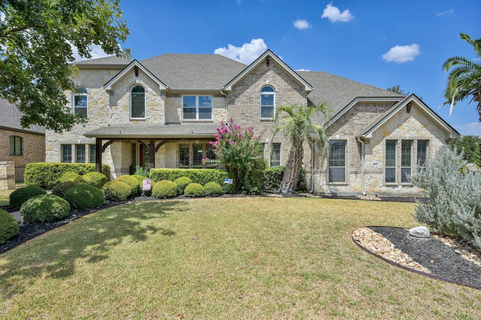 902 Prairie Dunes DR, Georgetown, TX 78628