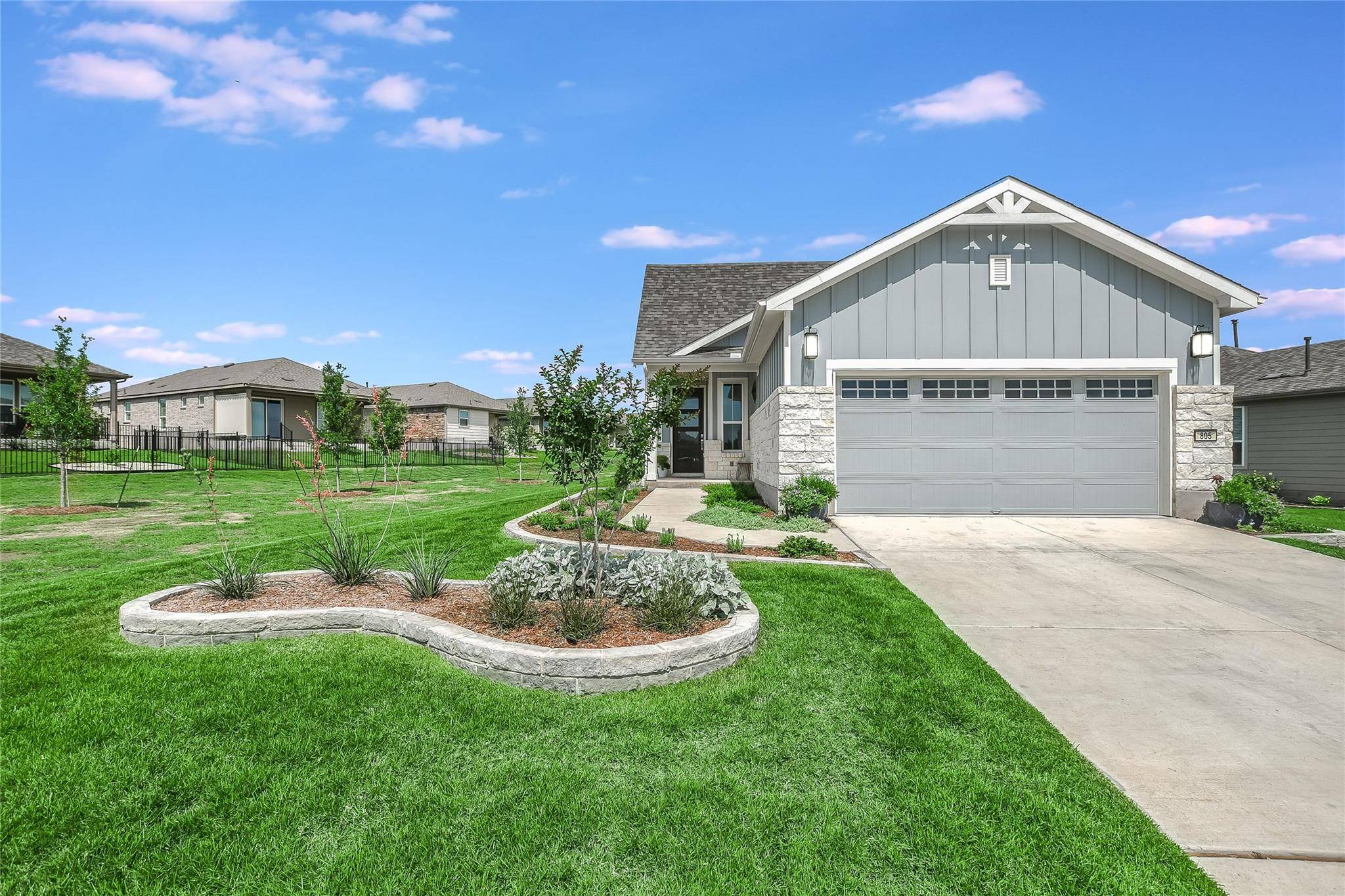 805 Kitty Hawk RD, Georgetown, TX 78633
