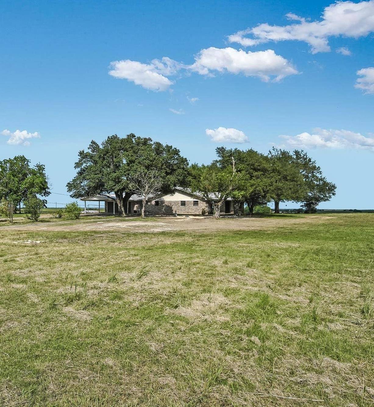 14615 Armstrong RD, Salado, TX 76571
