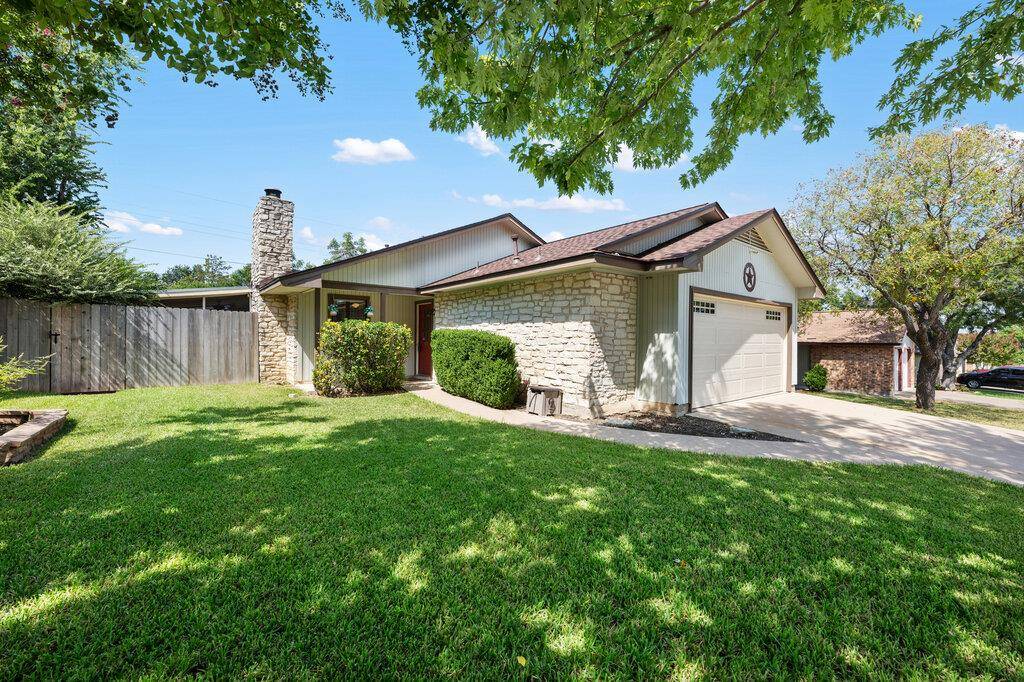 2104 Dry Creek DR, Round Rock, TX 78681