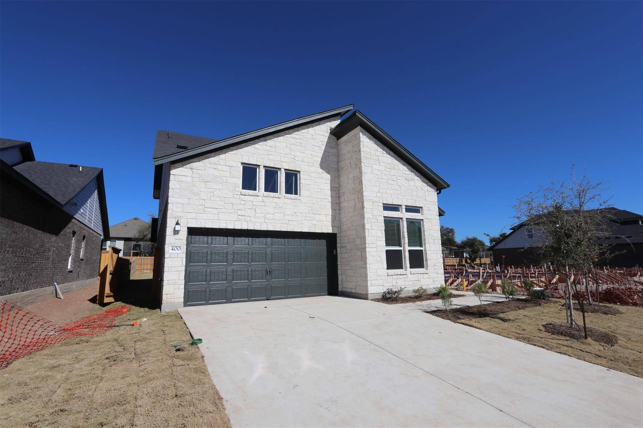 400 Darley Oak DR, Dripping Springs, TX 78620