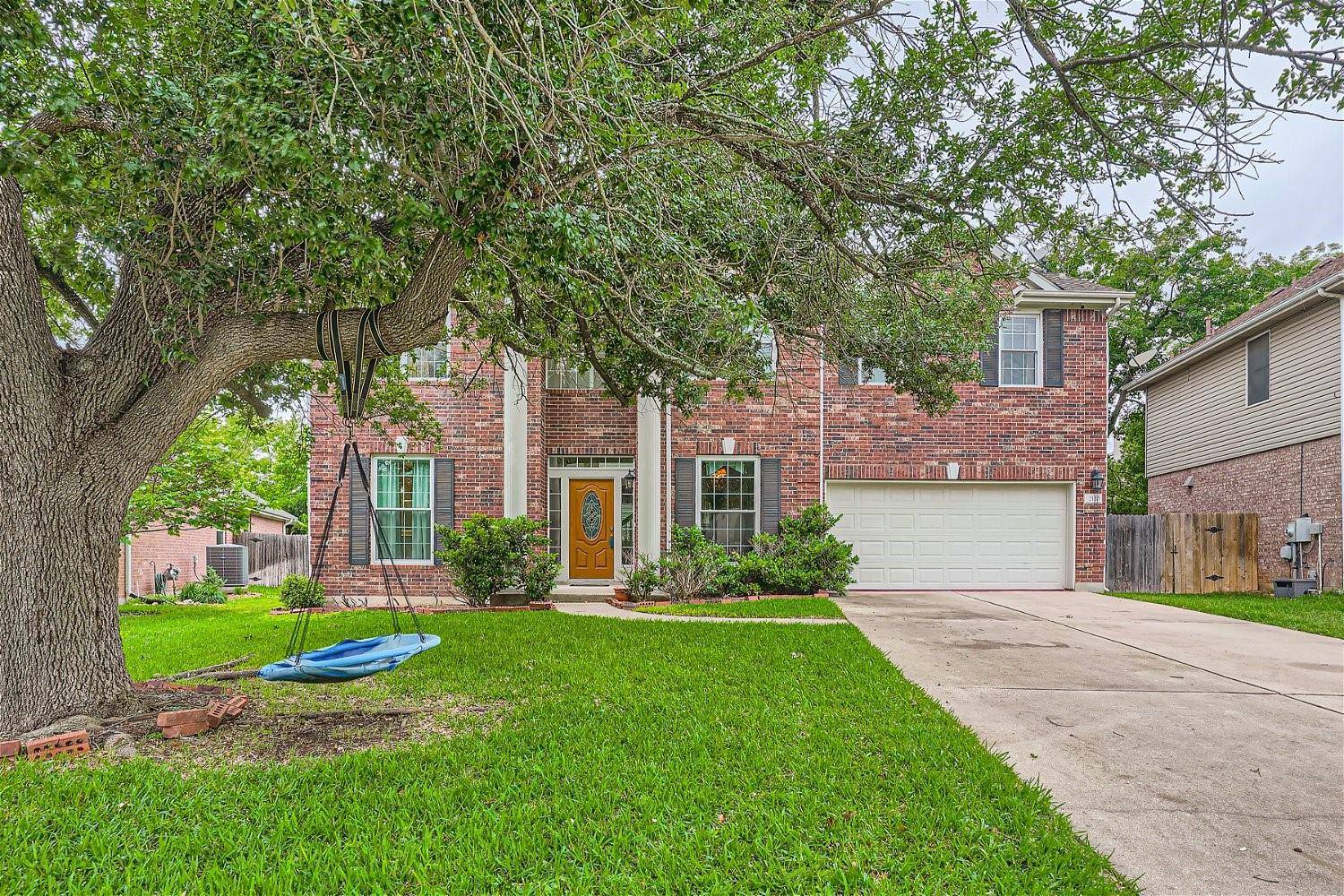 2120 Simbrah DR, Cedar Park, TX 78613