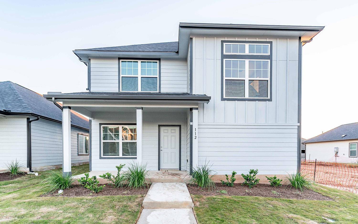 112 Tokalaun DR, Hutto, TX 78634