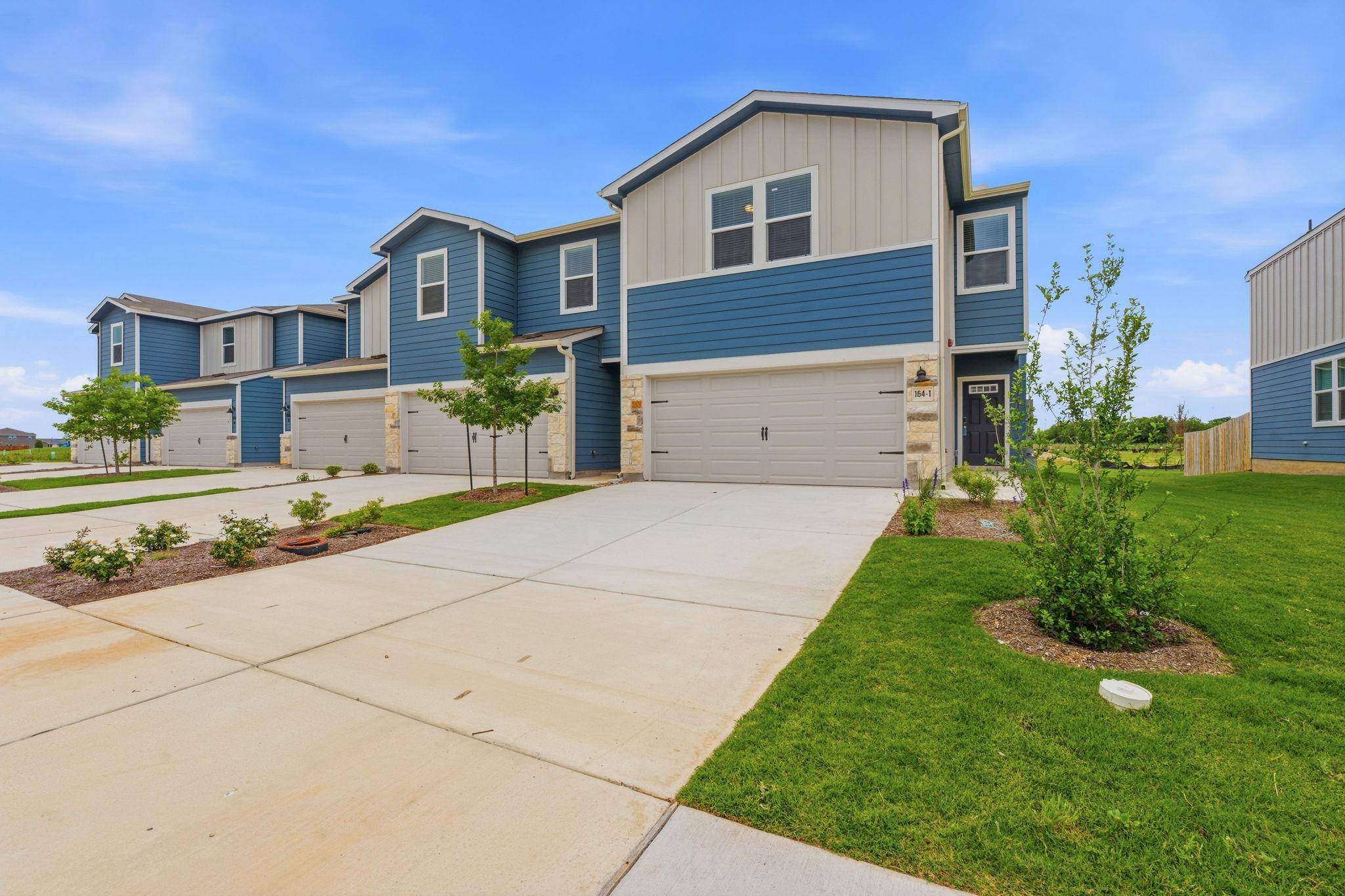 164 Cinnabar LN #1, Kyle, TX 78640