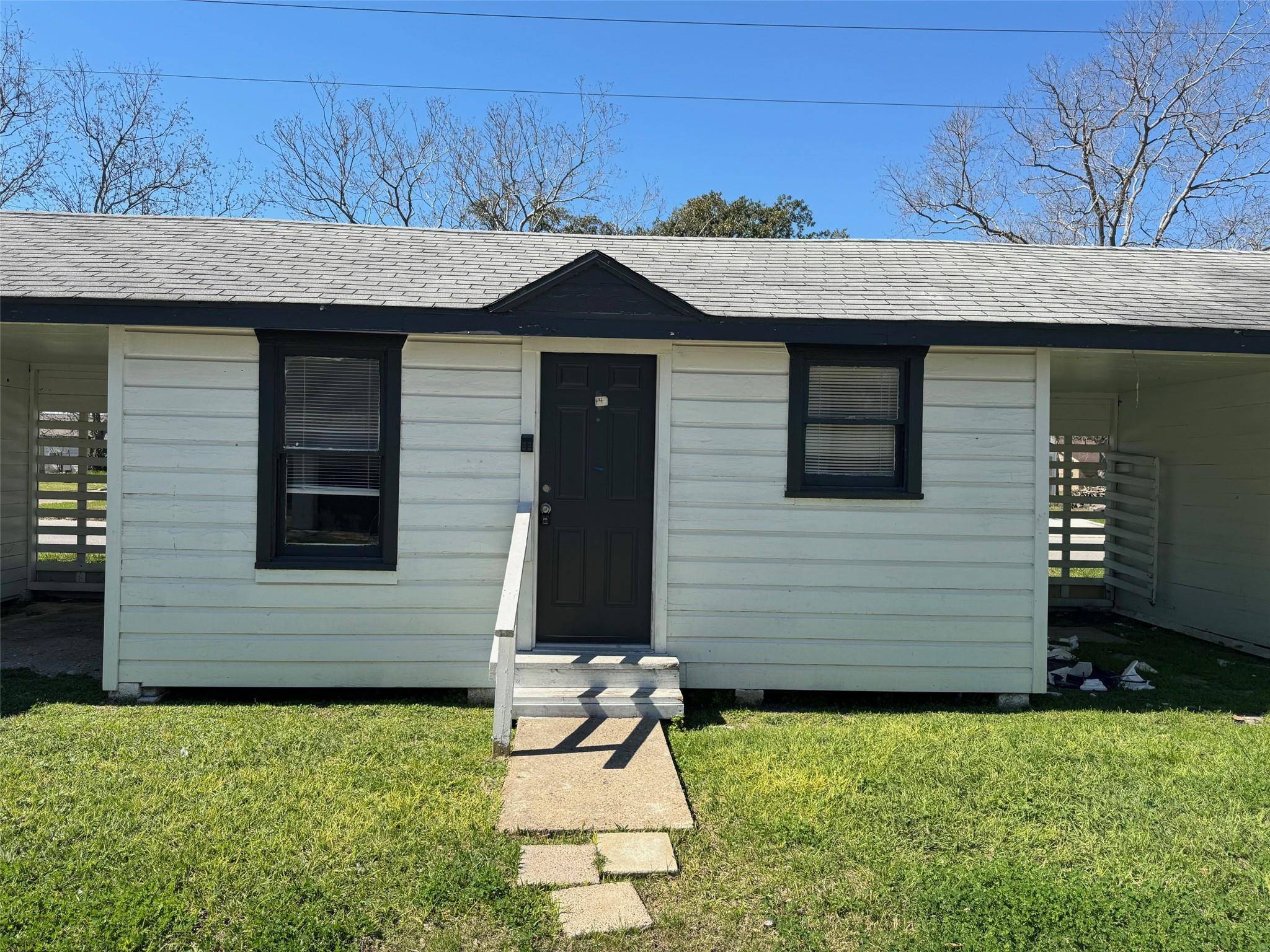 732 1st Ave N, Texas City, TX 77590