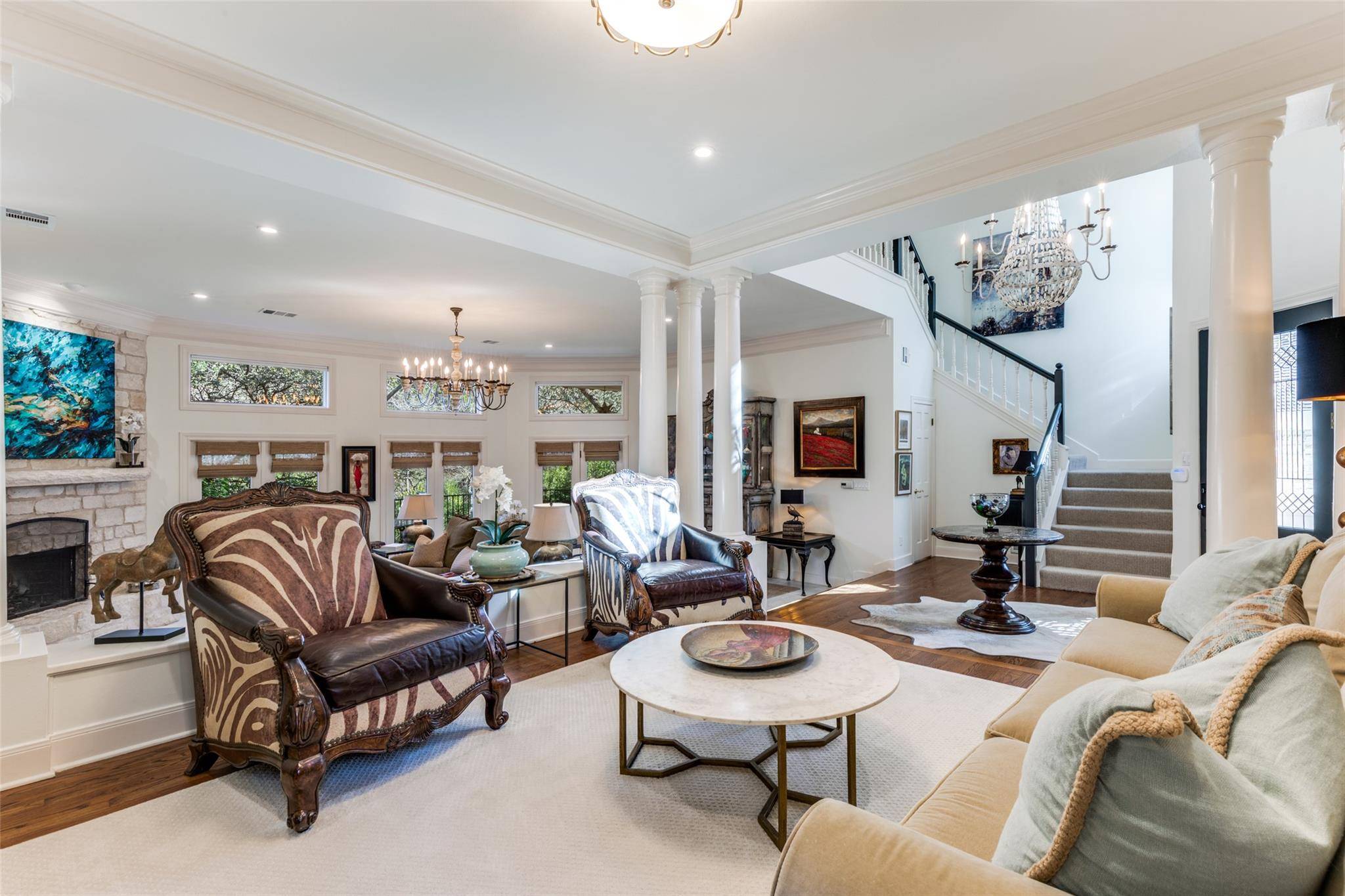 6815 Cougar RUN, Austin, TX 78731