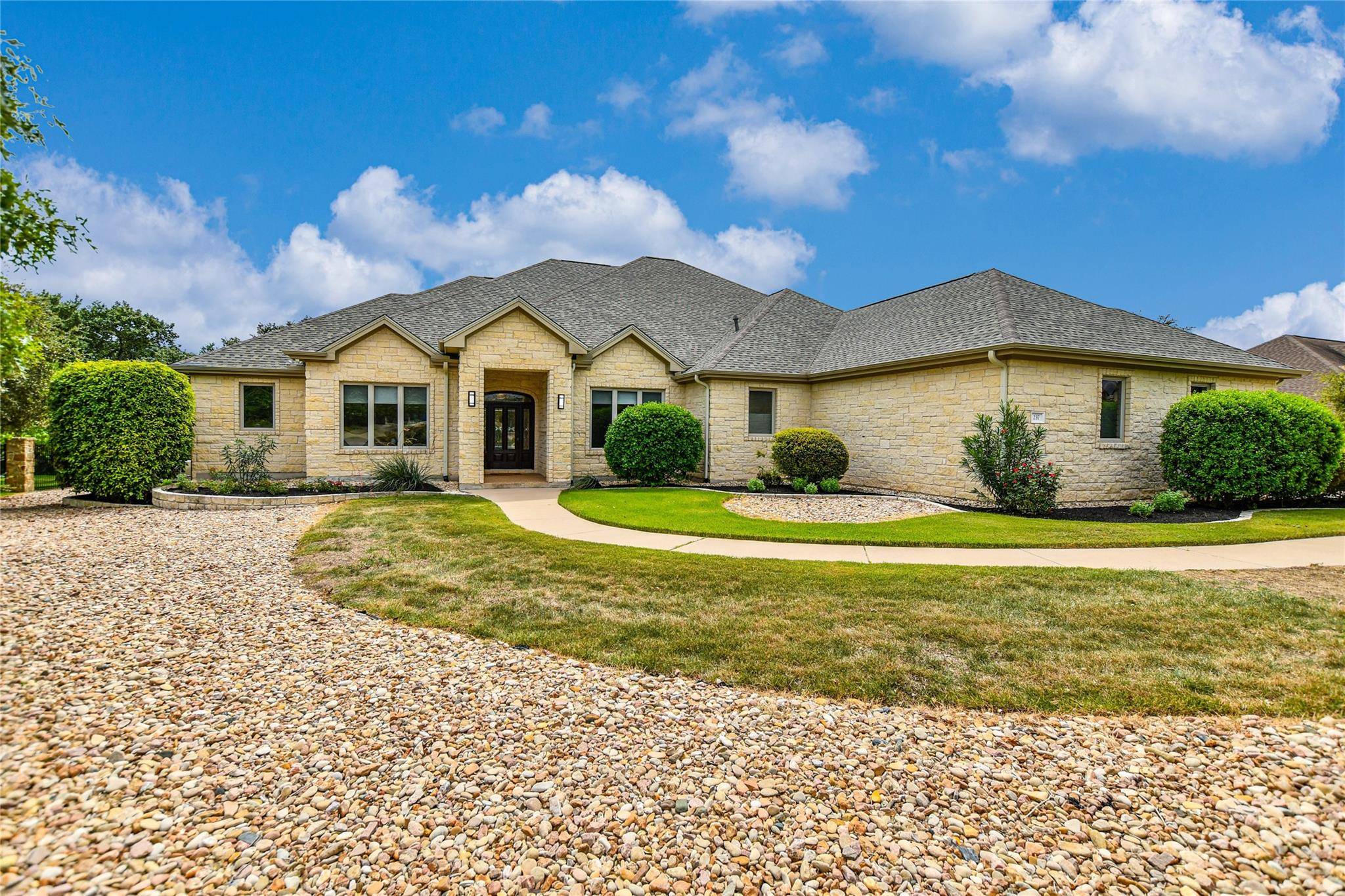 237 Sebastian LN, Georgetown, TX 78633