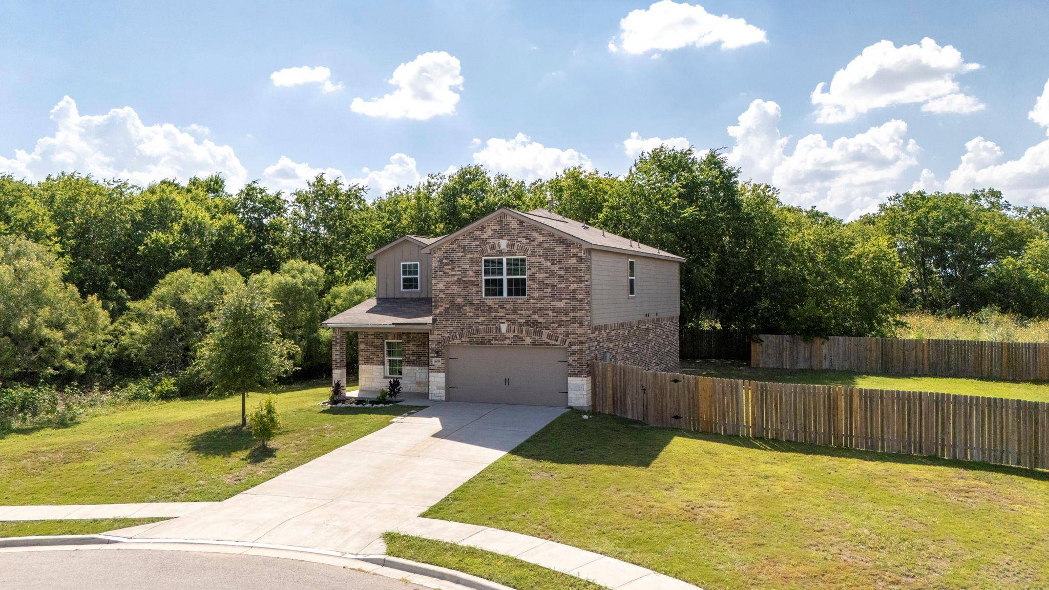 1698 Violet LN, Kyle, TX 78640