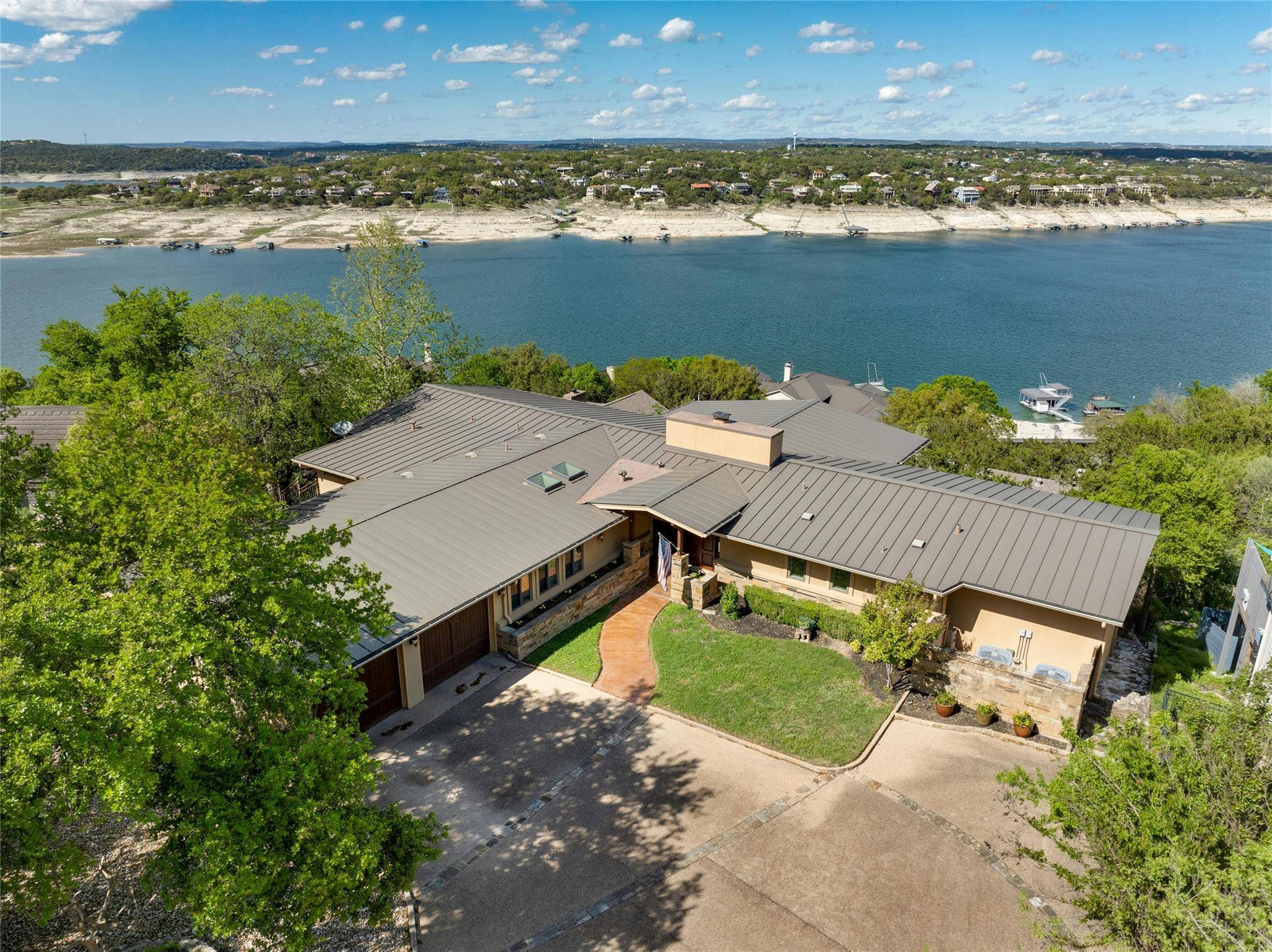 713 Mariner, Lakeway, TX 78734