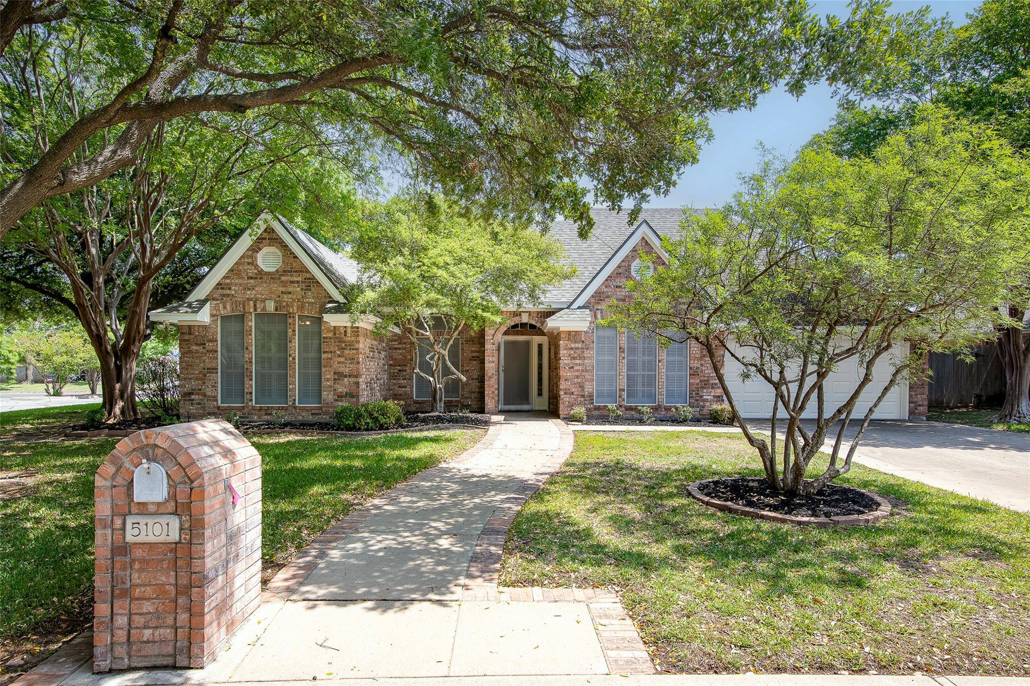 5101 Sterling DR, Temple, TX 76502