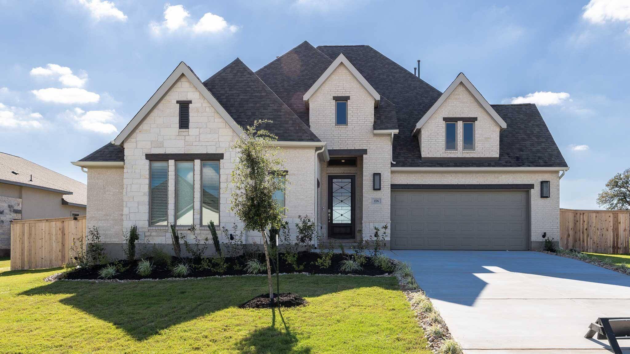 176 Kellogg LN, Bastrop, TX 78602