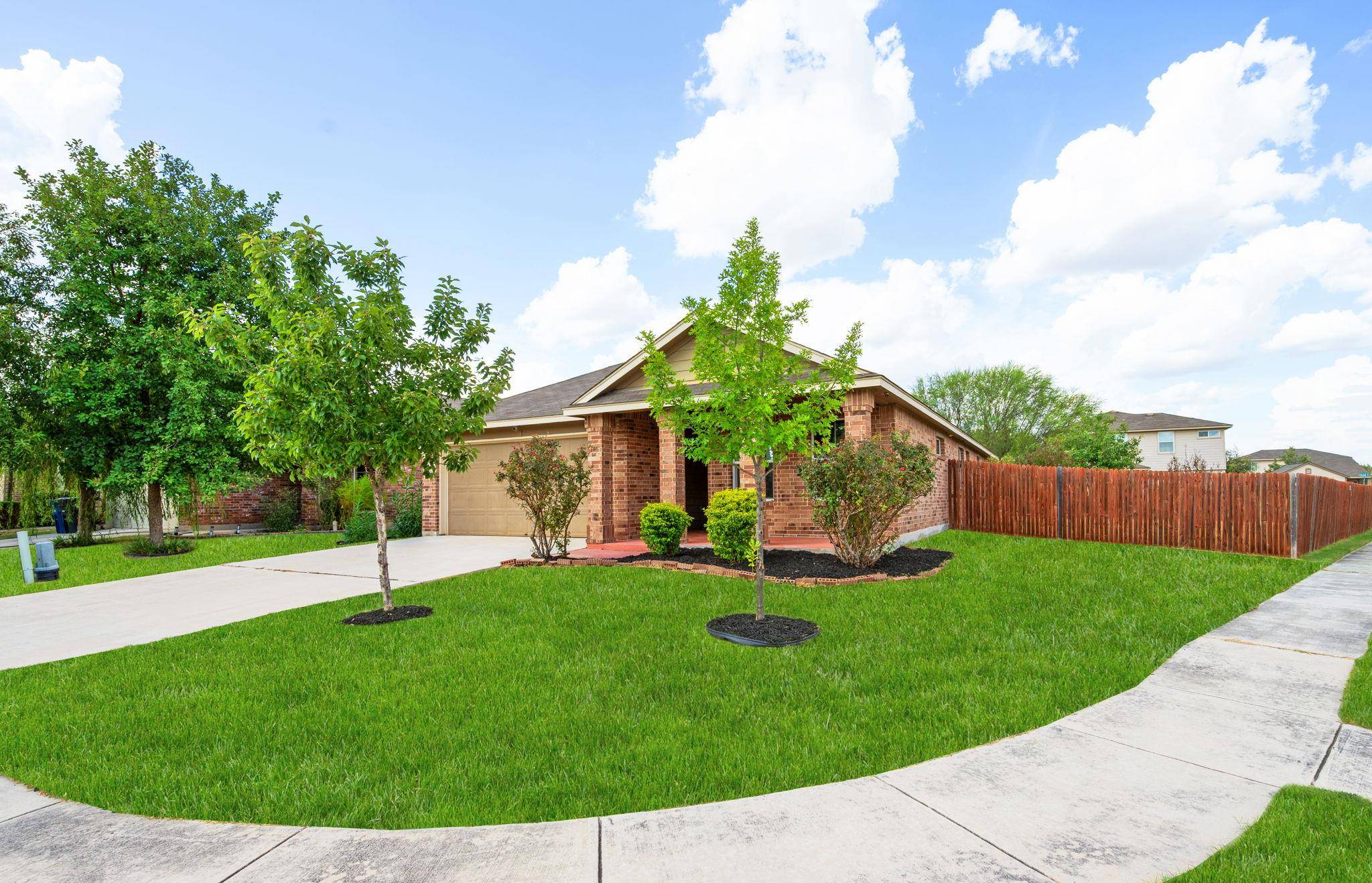 1002 Lauren ST, New Braunfels, TX 78130