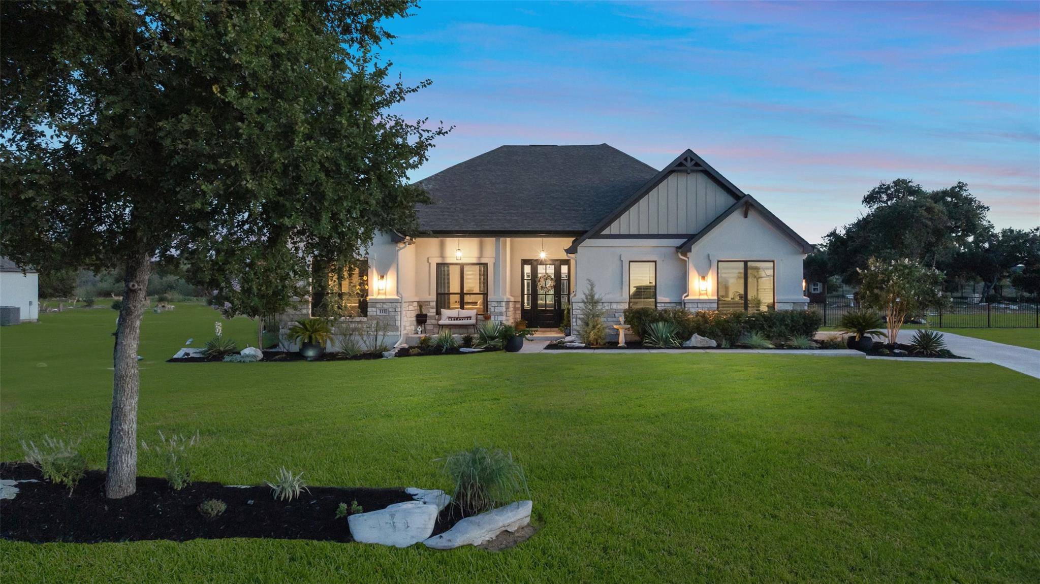 111 Tranquility TRL, Spicewood, TX 78669