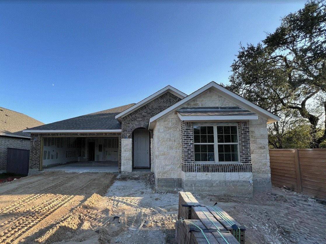 317 Grand Teton DR, Kyle, TX 78640