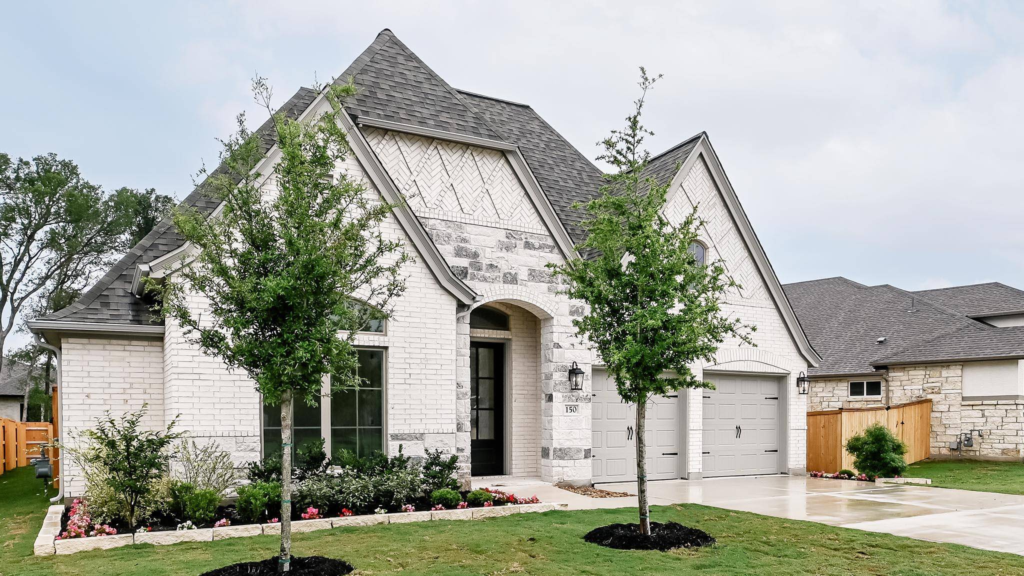 150 Lily Pad LN, Kyle, TX 78640
