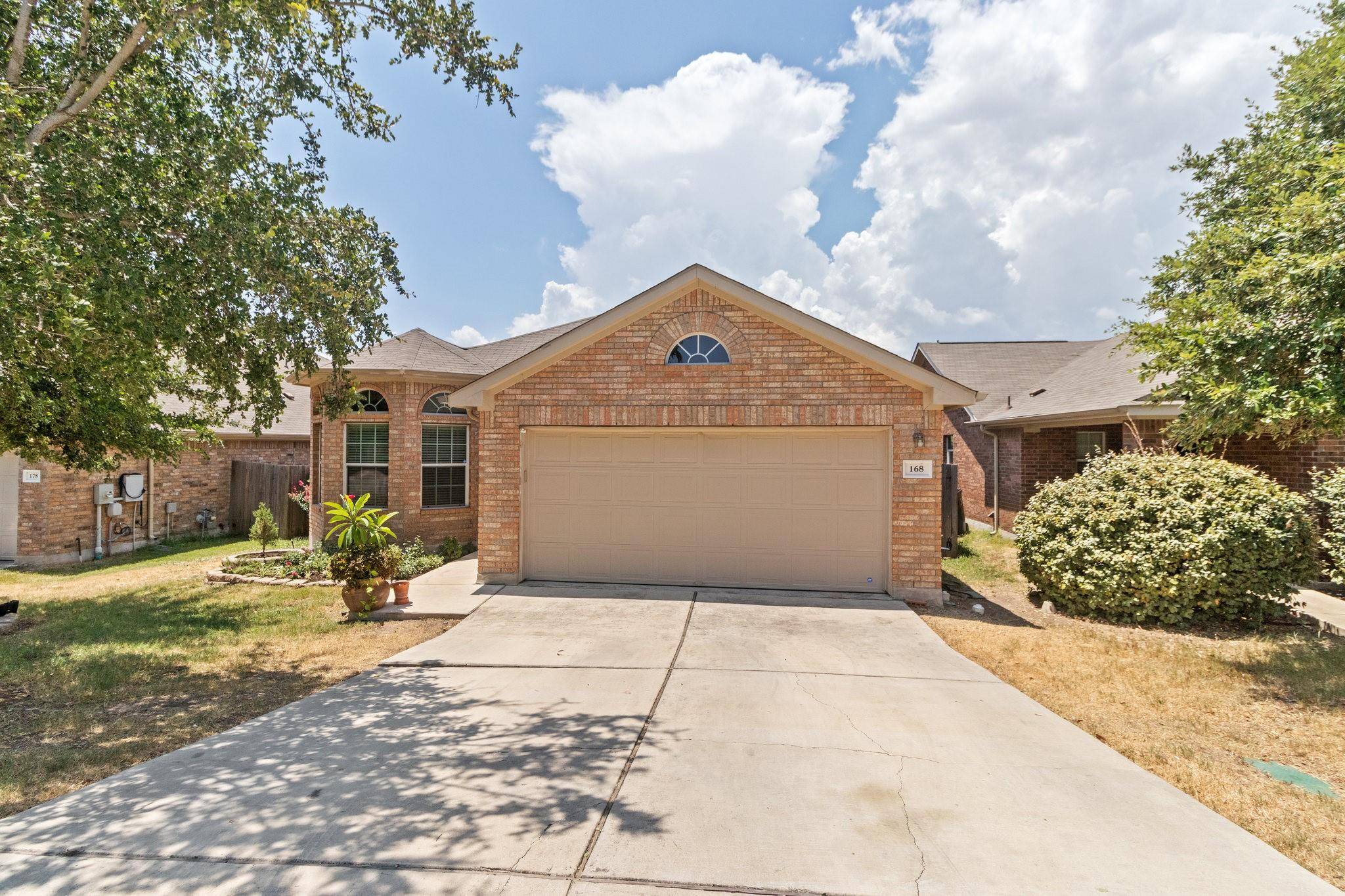 168 Razzmatazz TRL, Buda, TX 78610