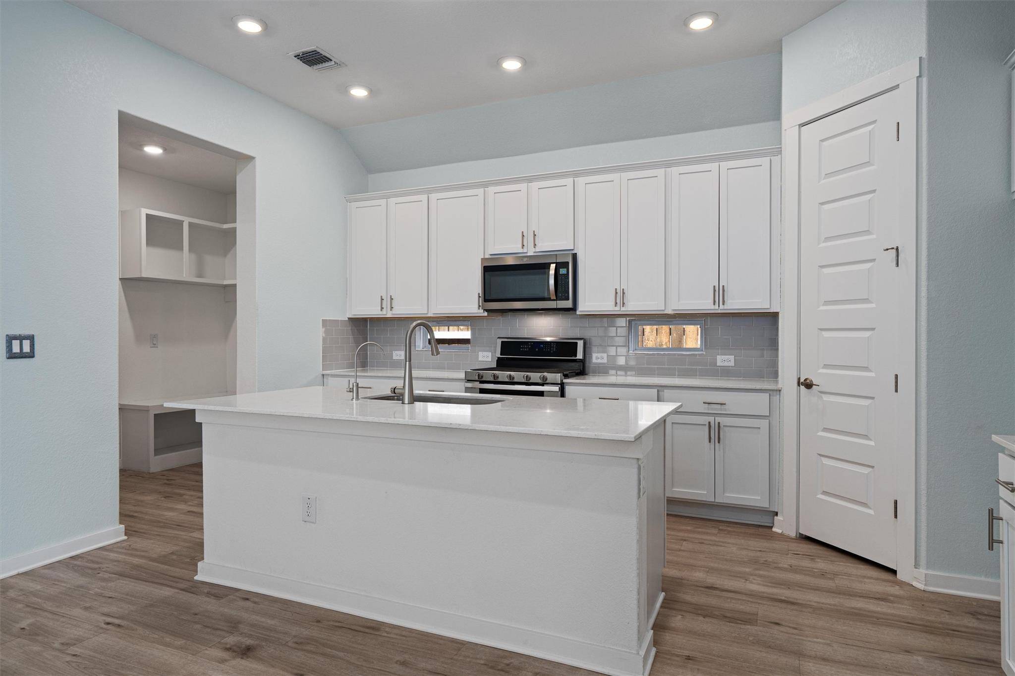 2100 Suncup ST, Leander, TX 78641