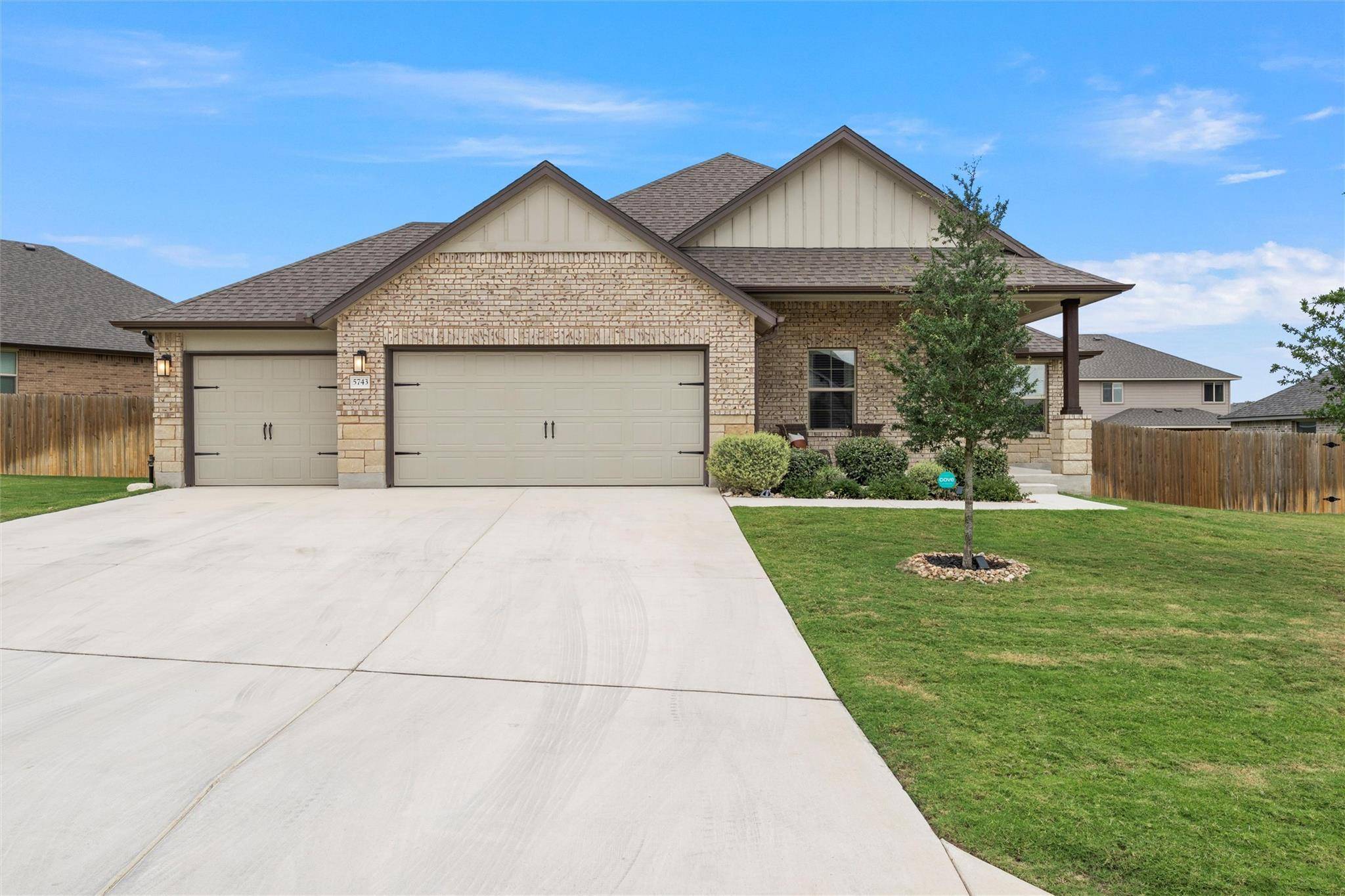 5743 St Charles DR, Belton, TX 76513