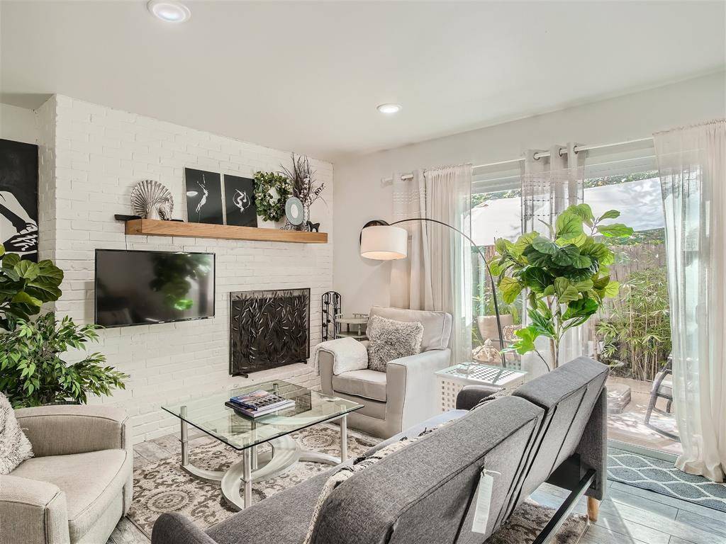 2300 Hancock DR #8, Austin, TX 78756