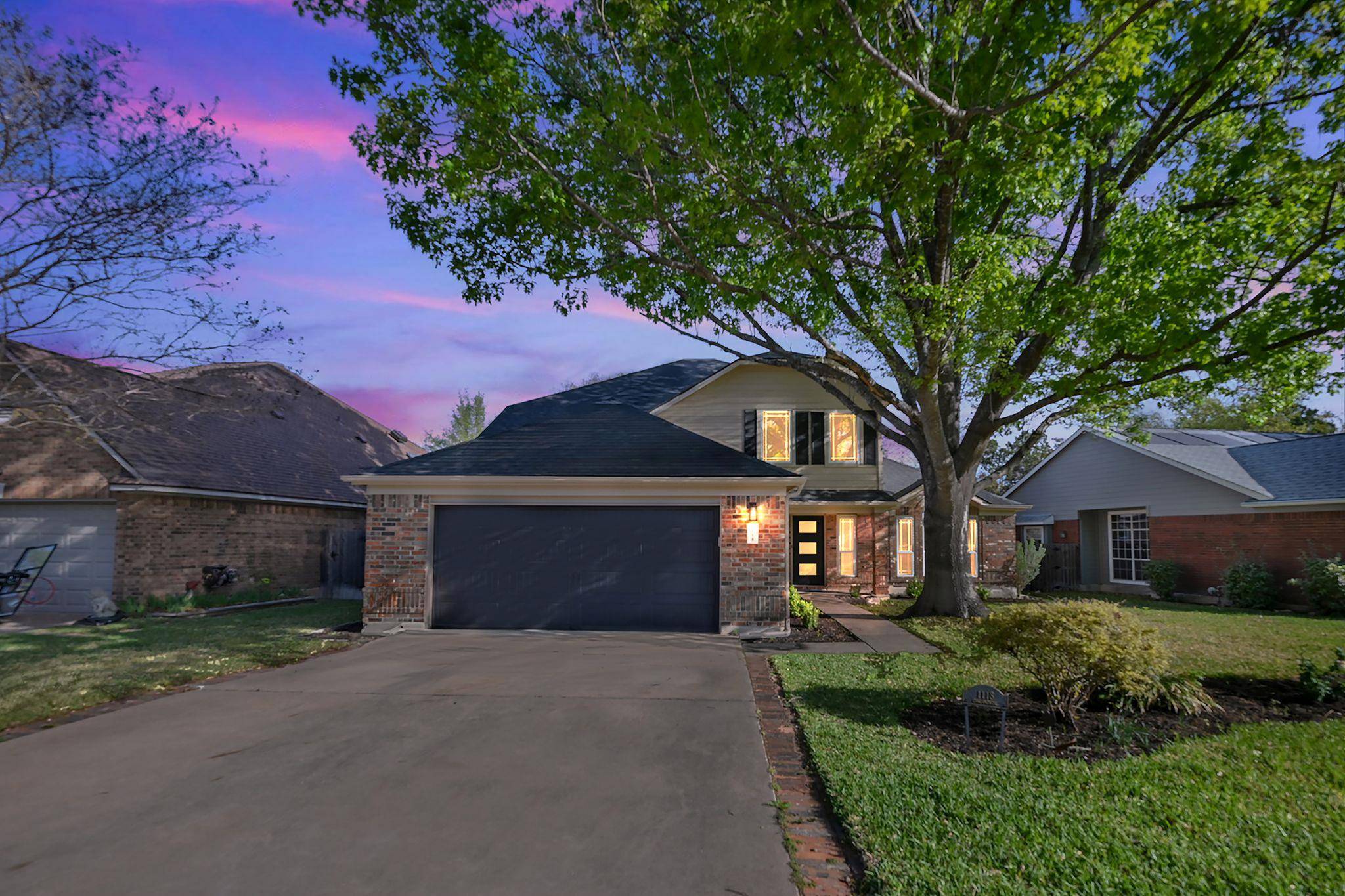 1118 Oaklands DR, Round Rock, TX 78681