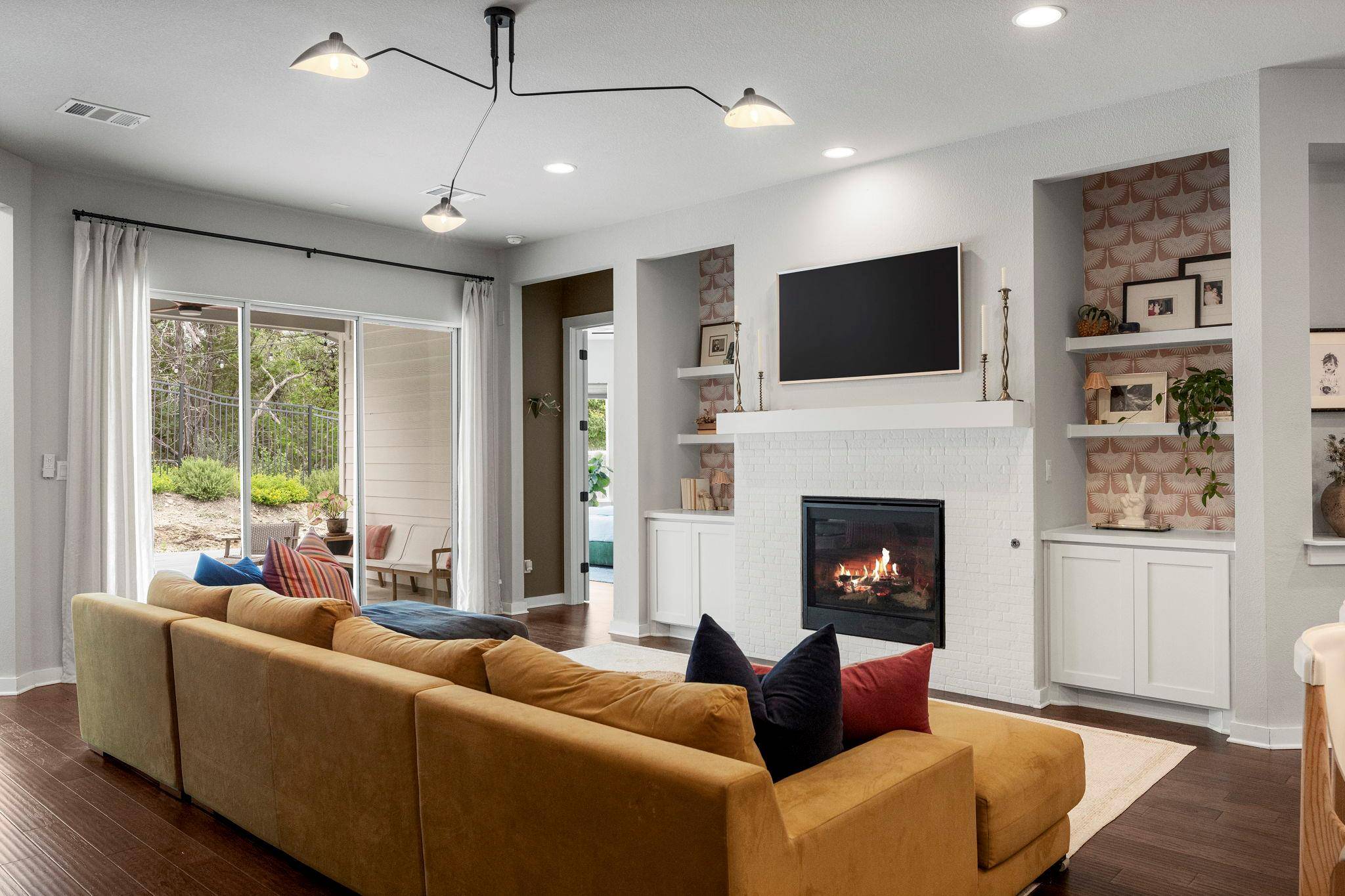 341 Hazy Hills LOOP, Dripping Springs, TX 78620