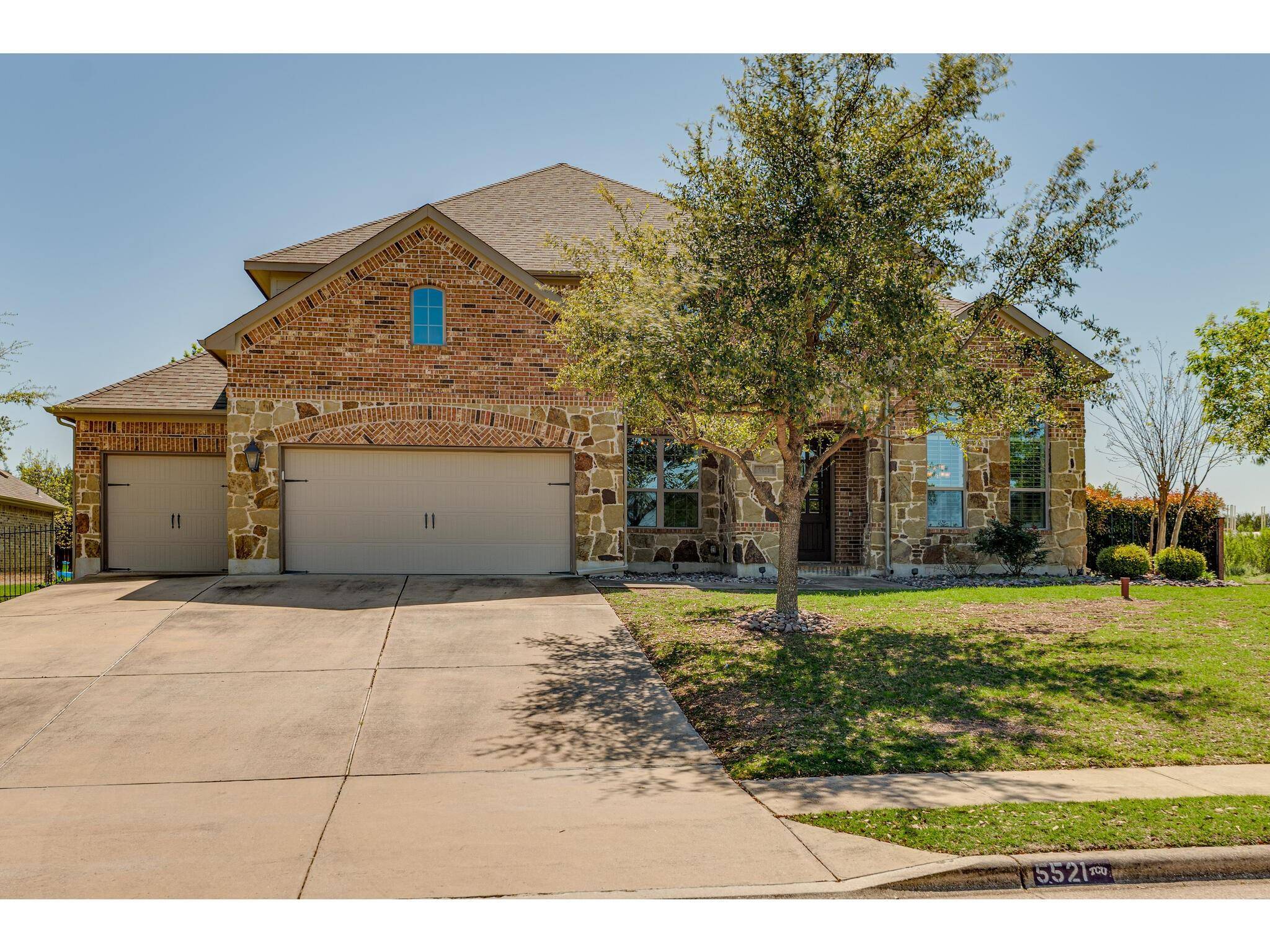5521 Cypress Ranch BLVD, Spicewood, TX 78669