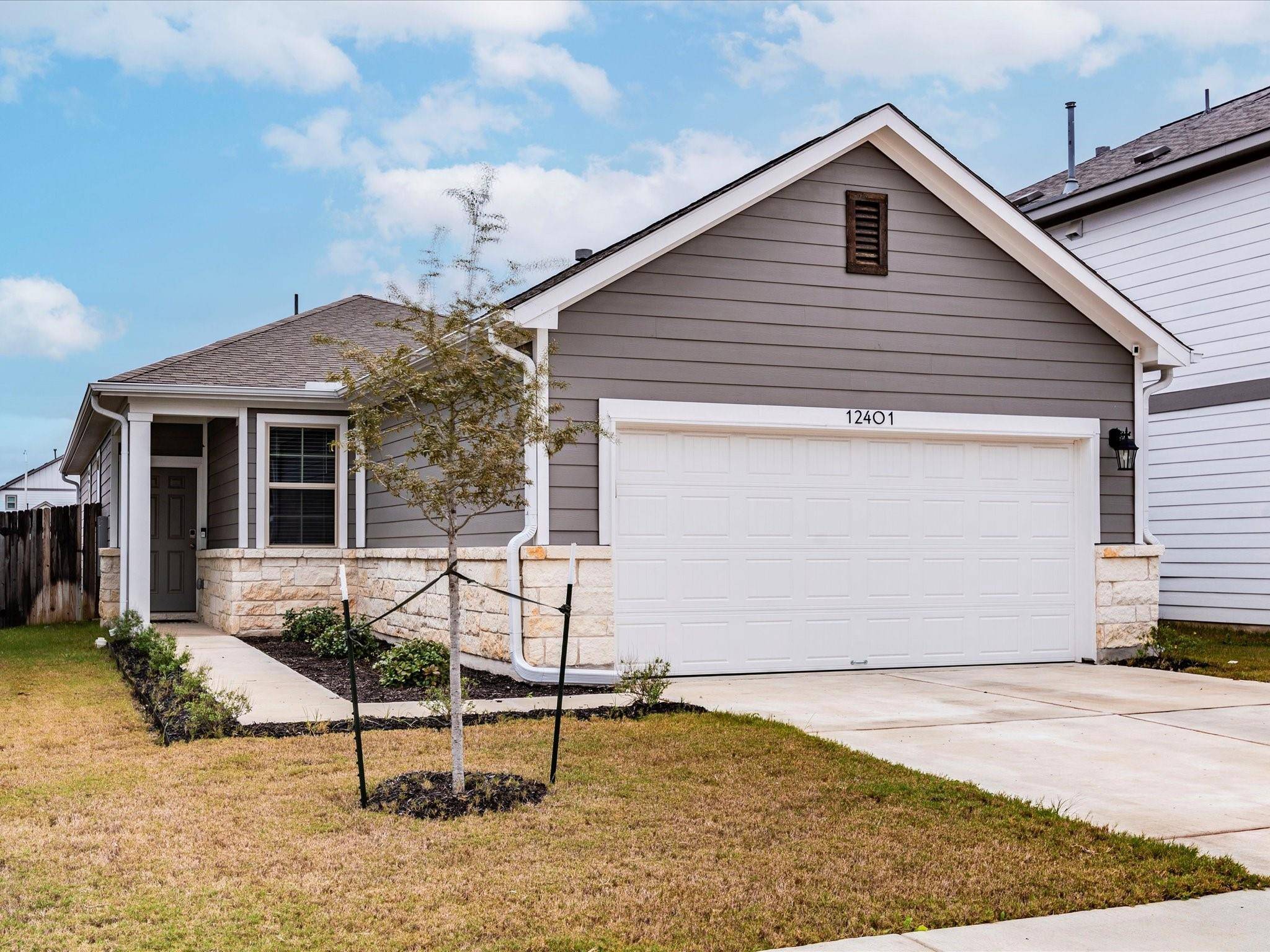 12401 Zenyatta DR, Buda, TX 78610