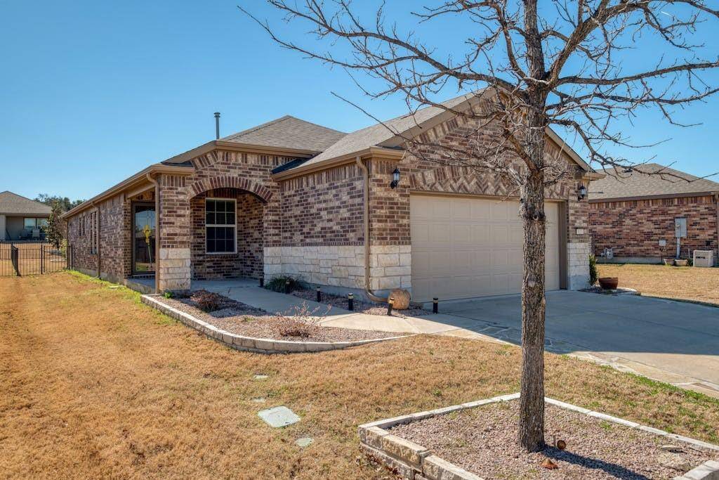 827 HAMILTON LN, Georgetown, TX 78633